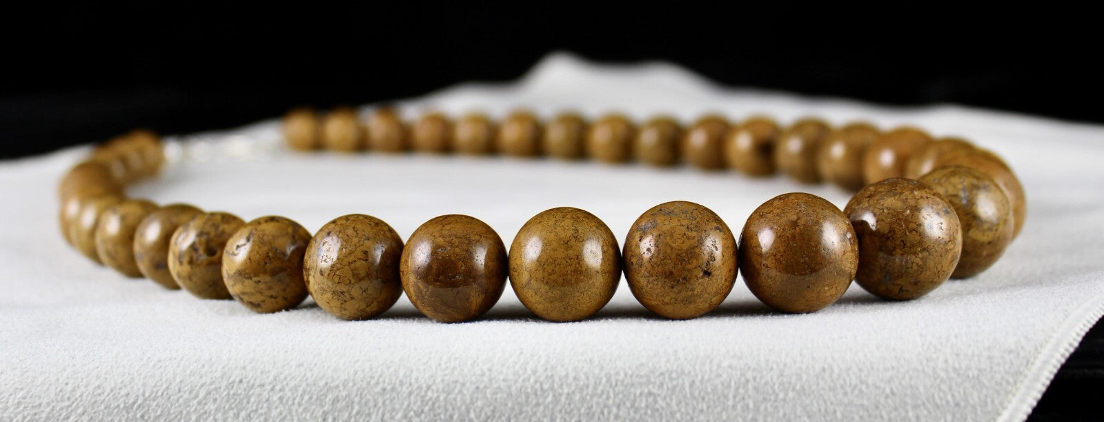 Natural Yellow Jade Round Beaded Necklace Big Gemstone String 911ct For Wedding