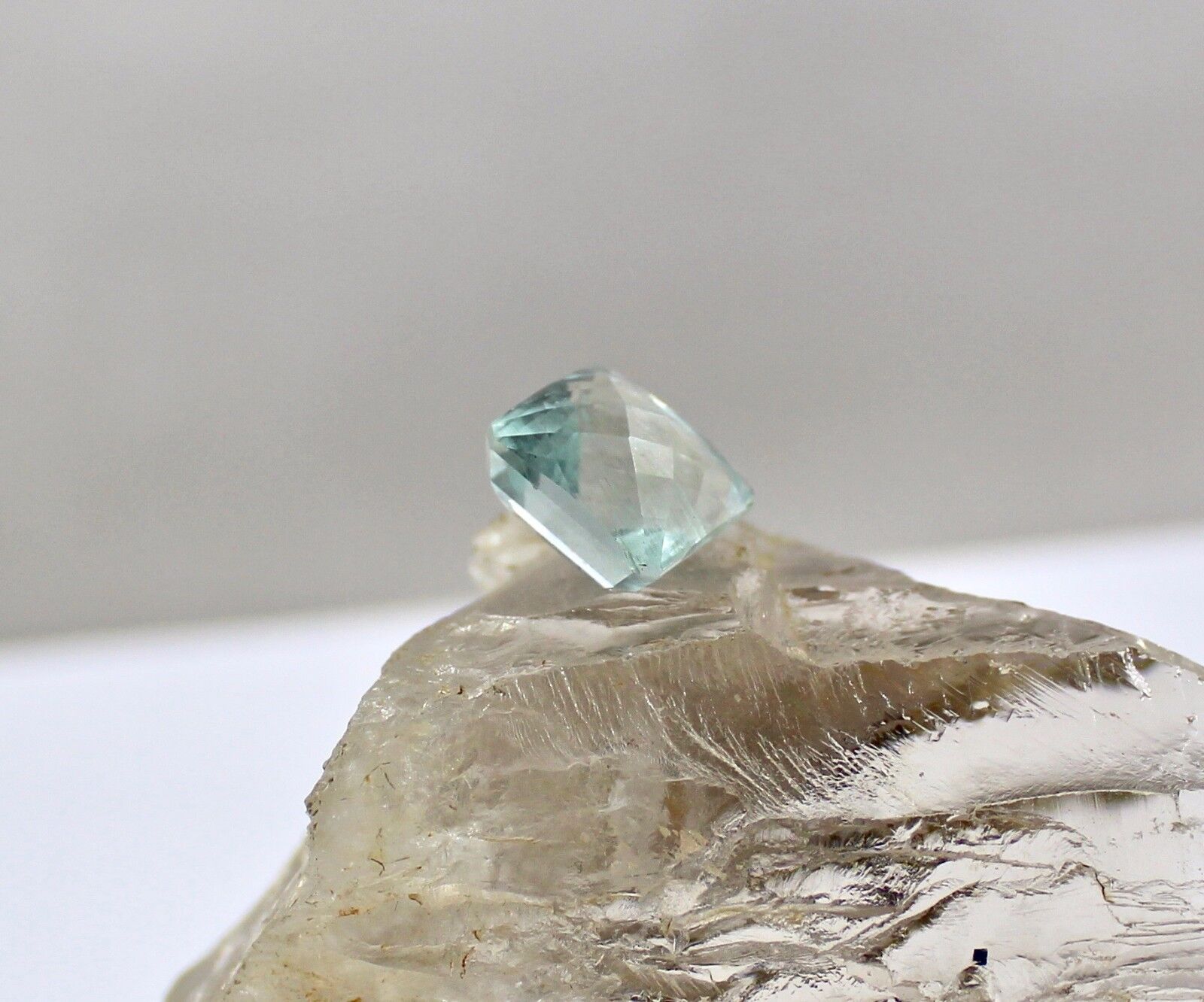 NATURAL BLUE AQUAMARINE SQUARE CUT 9.98 CARATS GEMSTONE FOR RING PENDANT