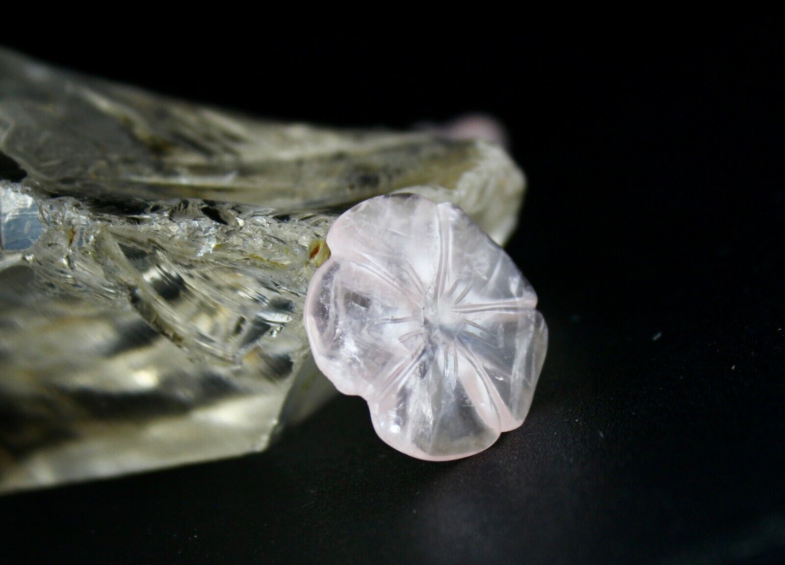 Natural Rose Quartz Carved Flower 15 Pcs 287 Carats Fine Gemstone Set Designing