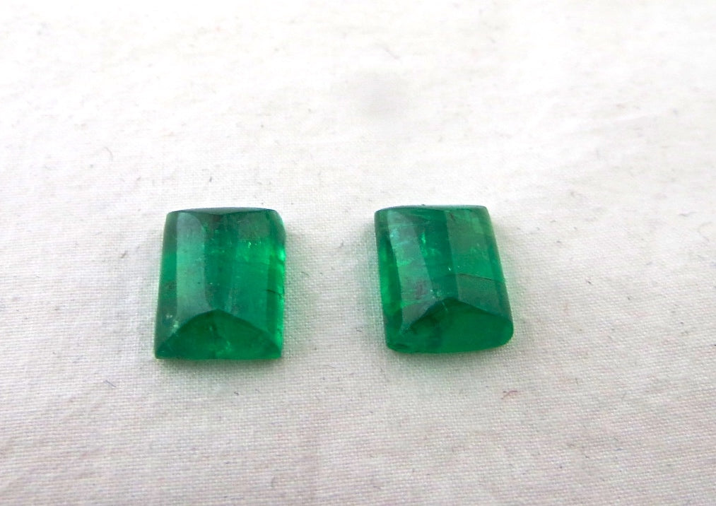 Certified Natural Emerald 15.43 Ct Sugar Loaf Green Gemstone Pair Earrings