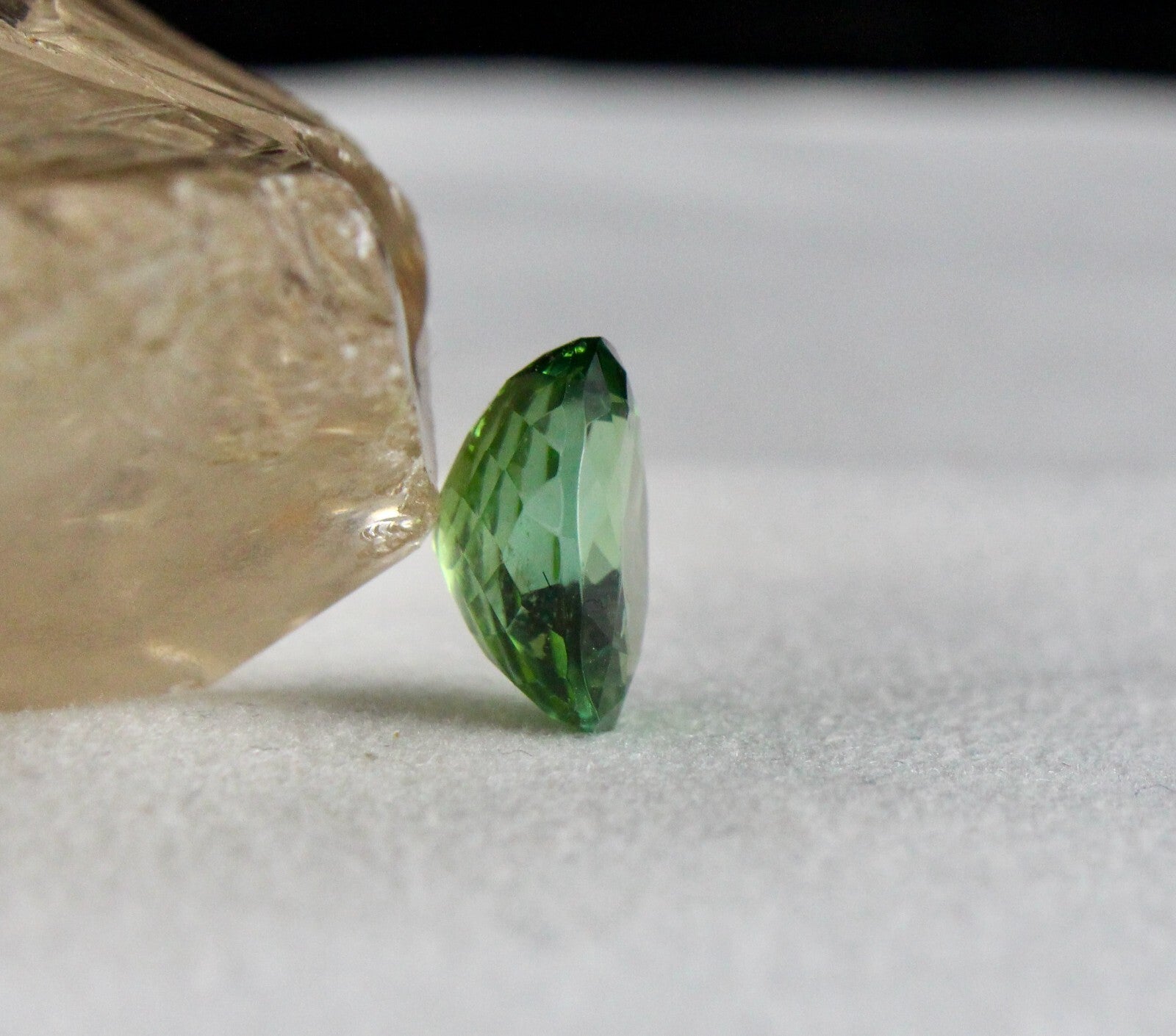 Certified Natural Green Chrome Tourmaline 7.31 Ct Oval Gemstone Ring Pendant