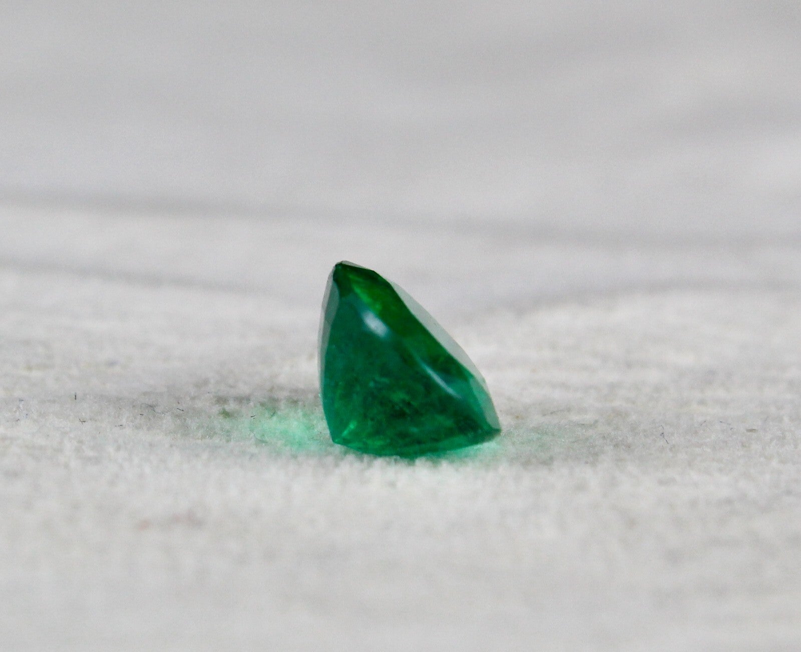 Certified Natural Zambia Emerald Oval Cut 11x9mm 4ct Loose Gemstone Ring