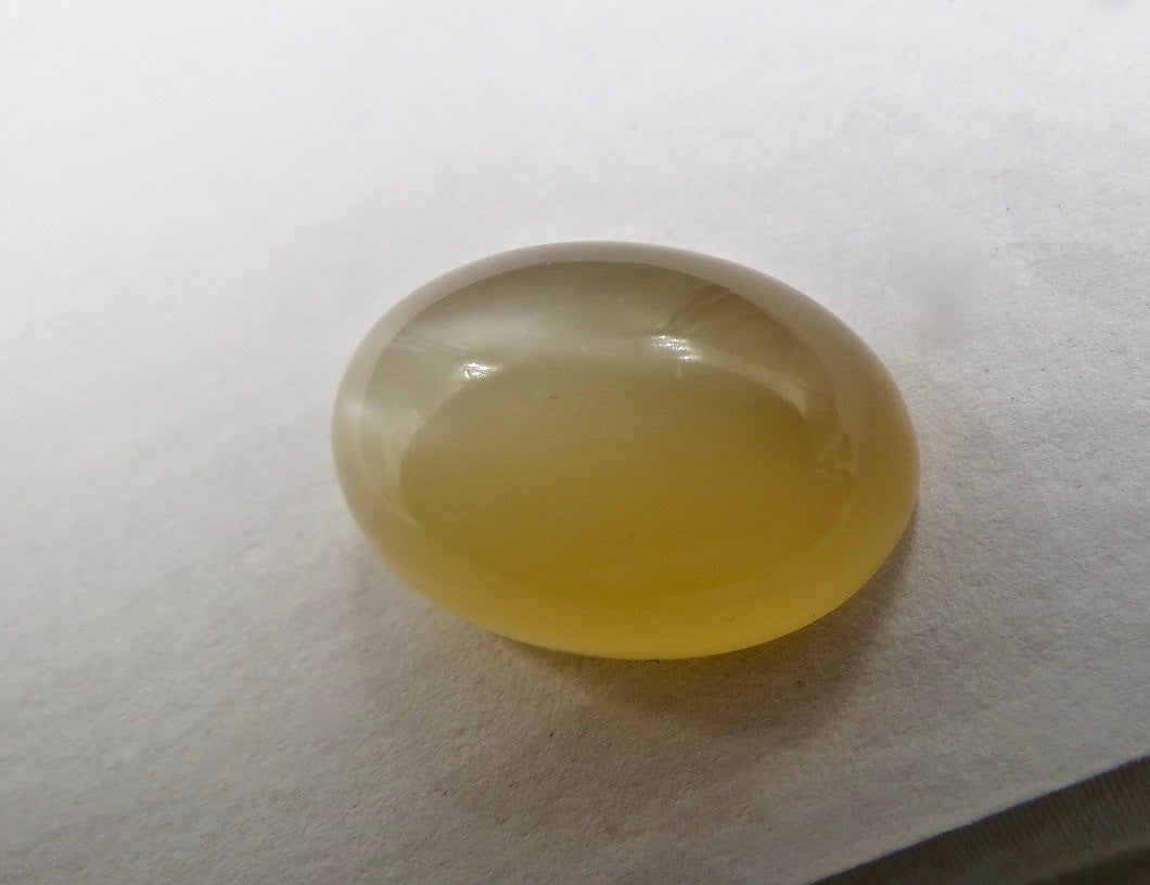 Natural Moonstone 50ct Oval Semi Precious Gemstone For Pendant Or Ring