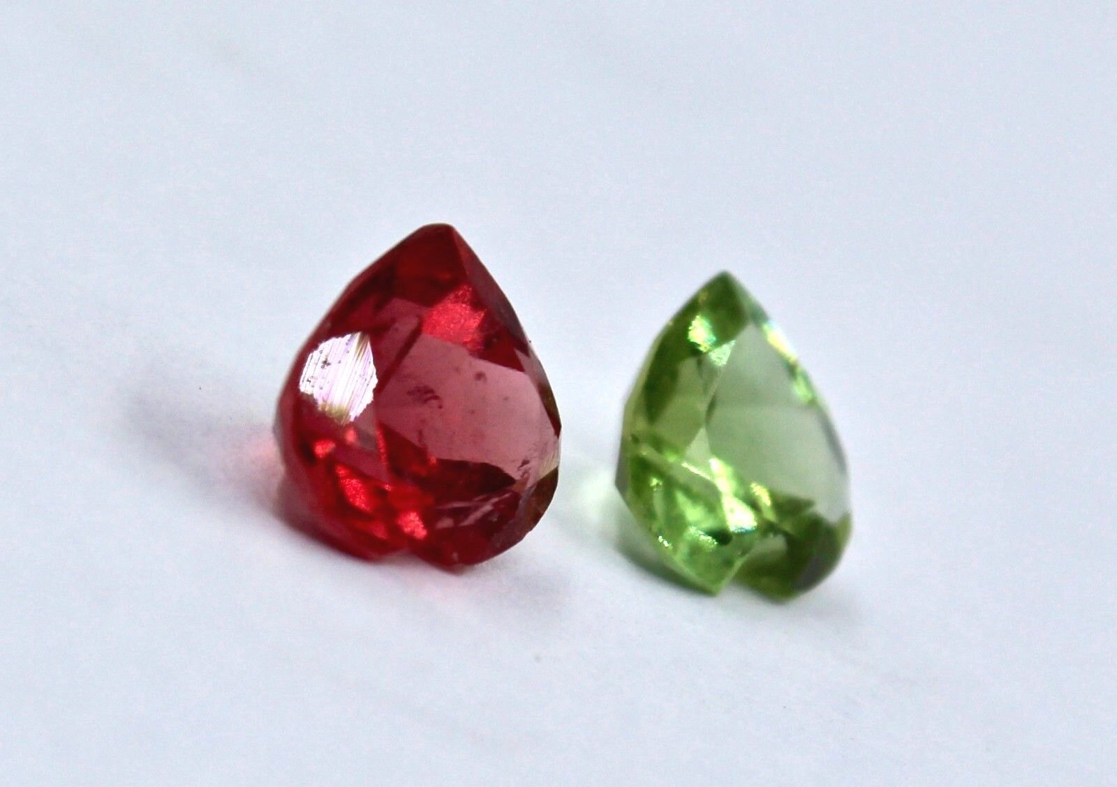 NATURAL MULTI PINK GREEN TOURMALINE HEART SHAPE 3.53 CARATS CUT GEMSTONE DESIGN