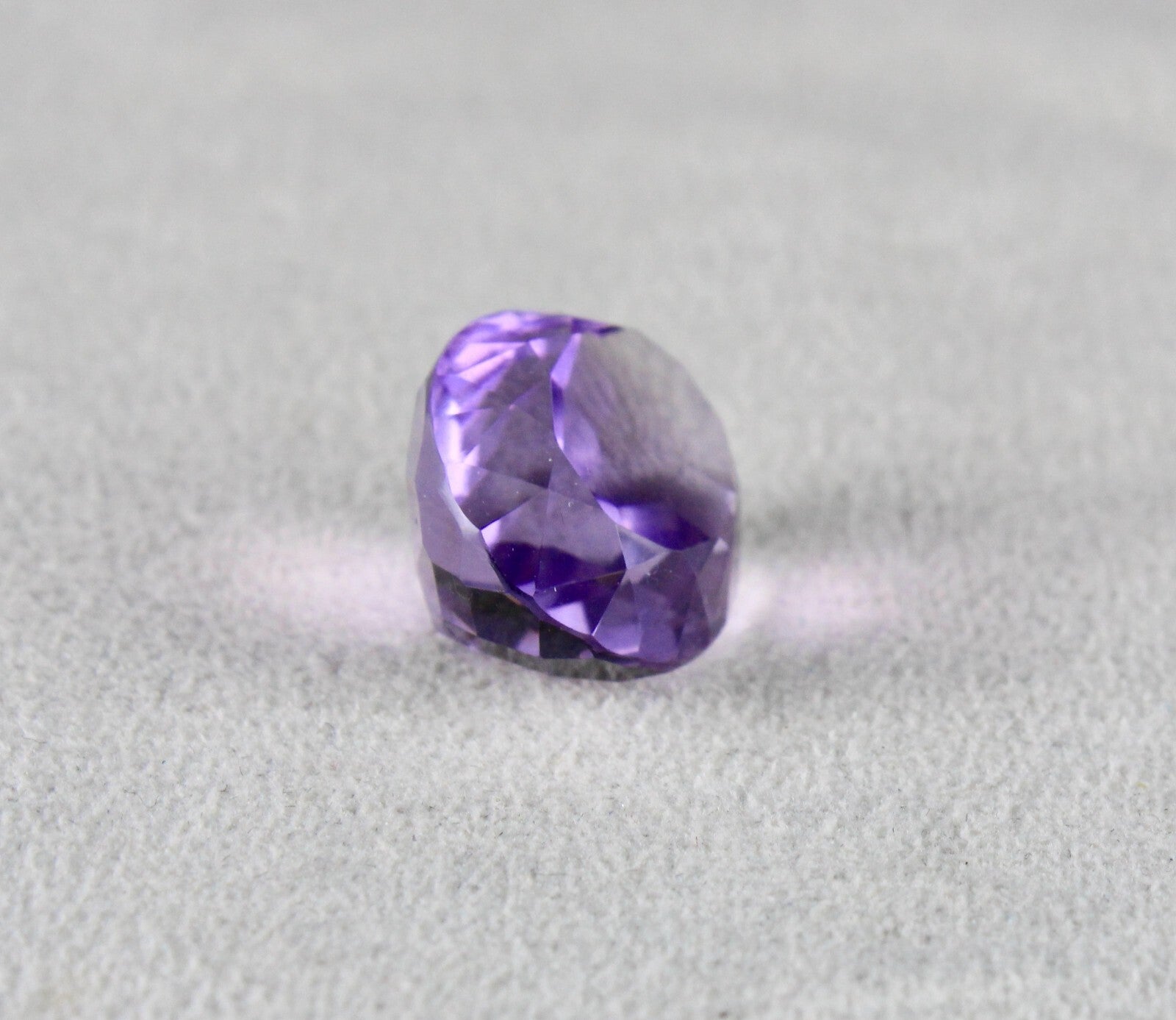 Natural Amethyst Oval Cut 21mm 25.37ct Purple Gemstone For Pendant Ring