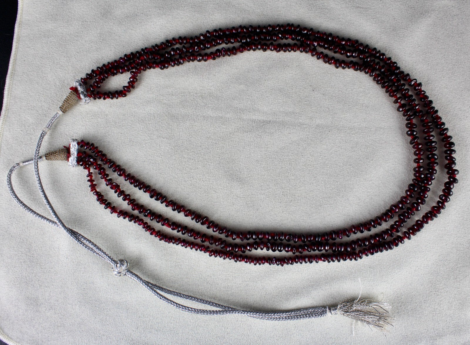 Natural Garnet Beads 430ct Button Semi Precious Gemstone Necklace