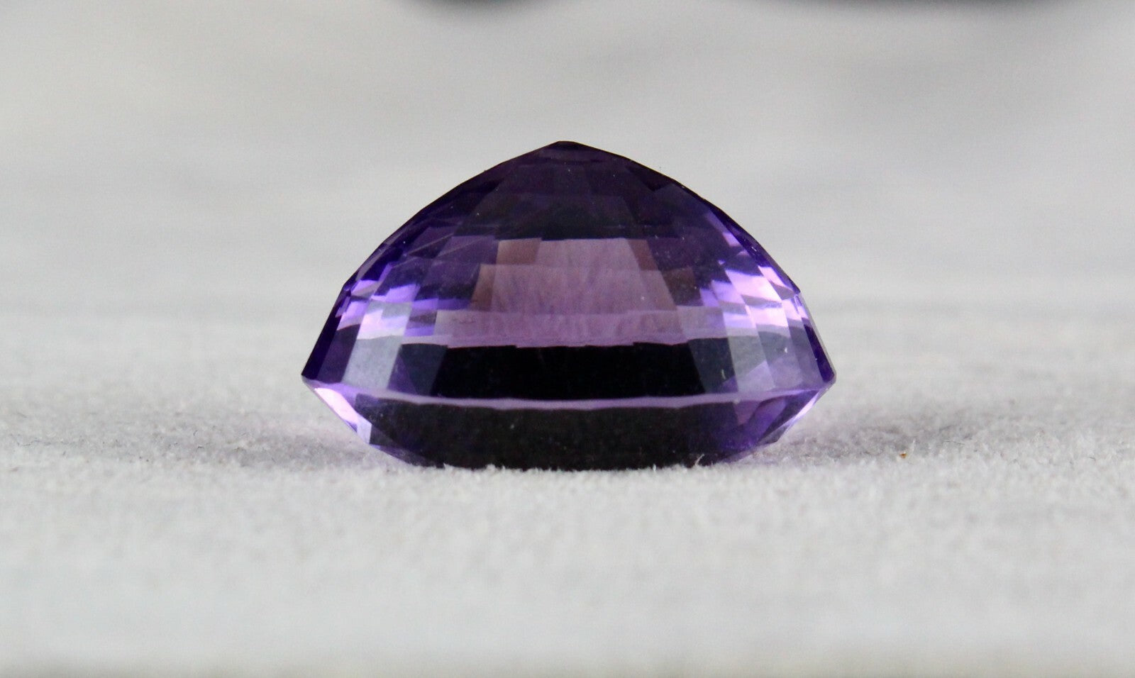 Natural Amethyst 25.48 Ct Oval Cut Gemstone 22x15mm Design Pendant Ring