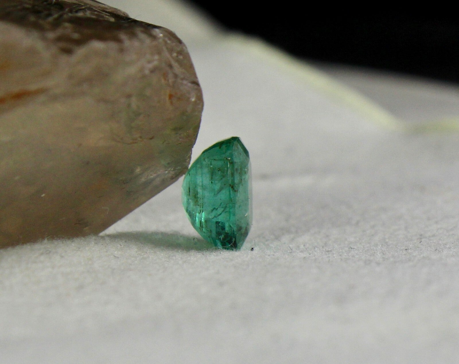 Certified Earth Mined Natural Emerald Cushion Cut 9.59 Ct Gemstone Set