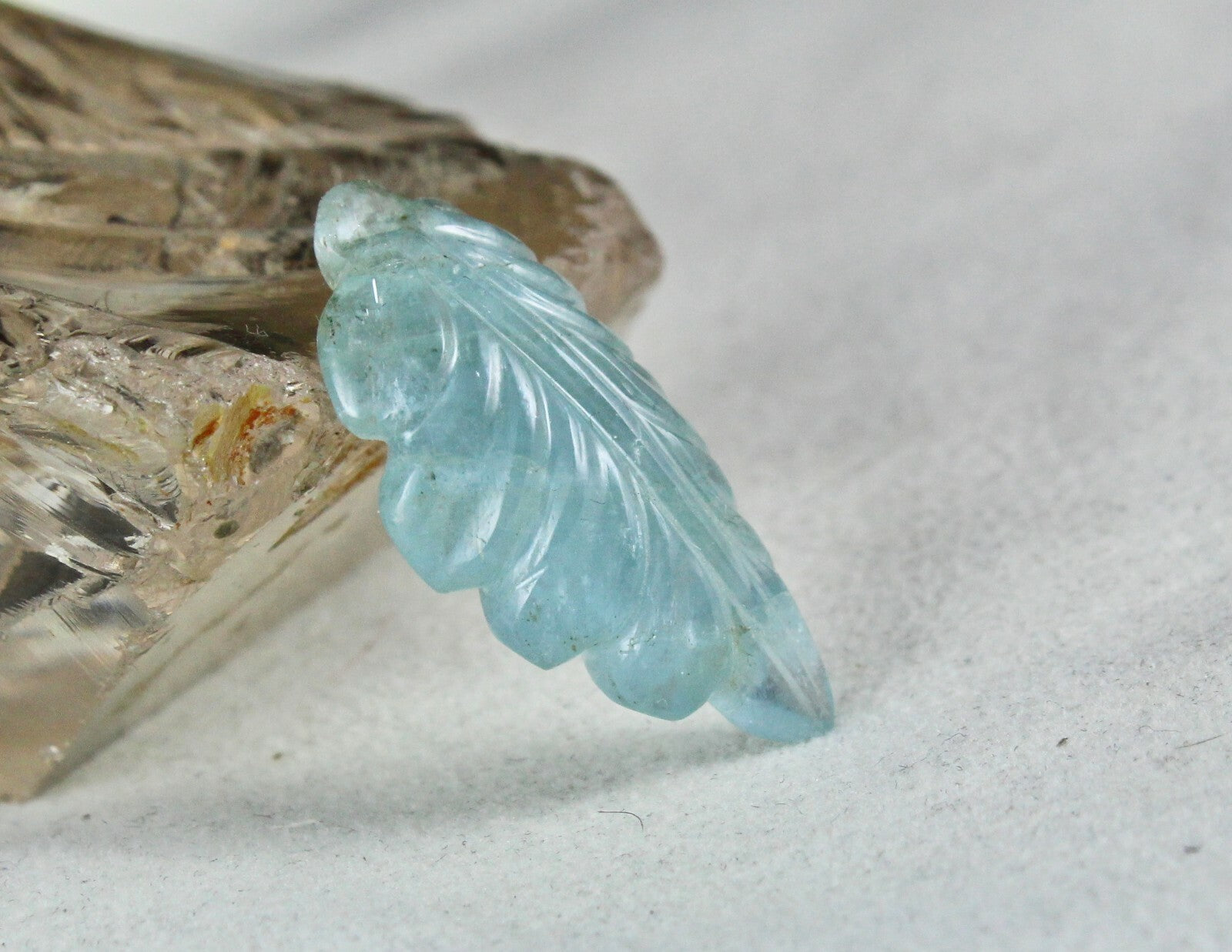 Estate Carved Blue Aquamarine Leaf 30.09 Ct Gemstone Pendant Design