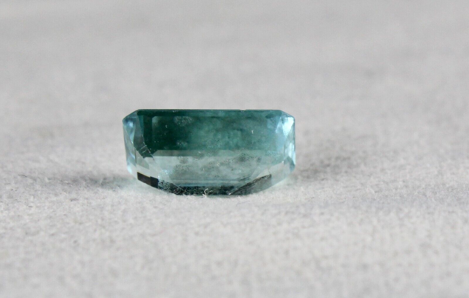 Natural Blue Aquamarine Cut Octagon 4.67 Carats Loose Gemstone For Ring Pendant