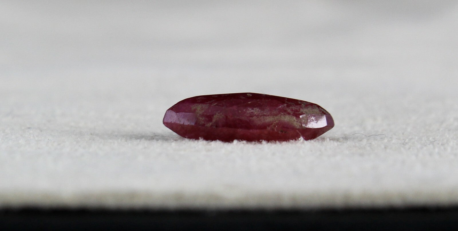 Natural Red Ruby Marquise Cut 3.81 Ct Gemstone For Ring Pendant