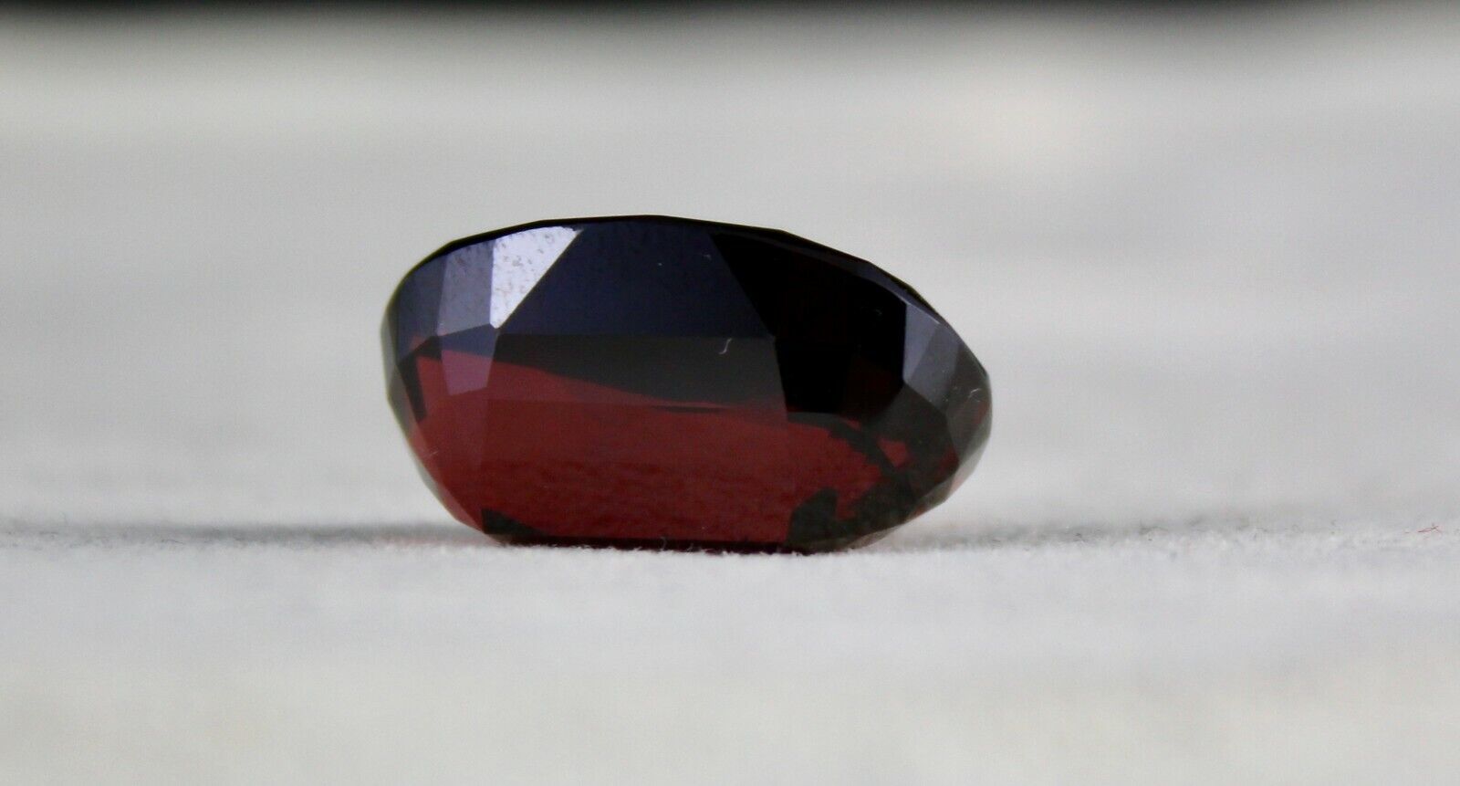 TOP NATURAL RED GARNET OVAL CUT 21X15MM 29.84 CARATS FINEST GEMSTONE FOR PENDANT