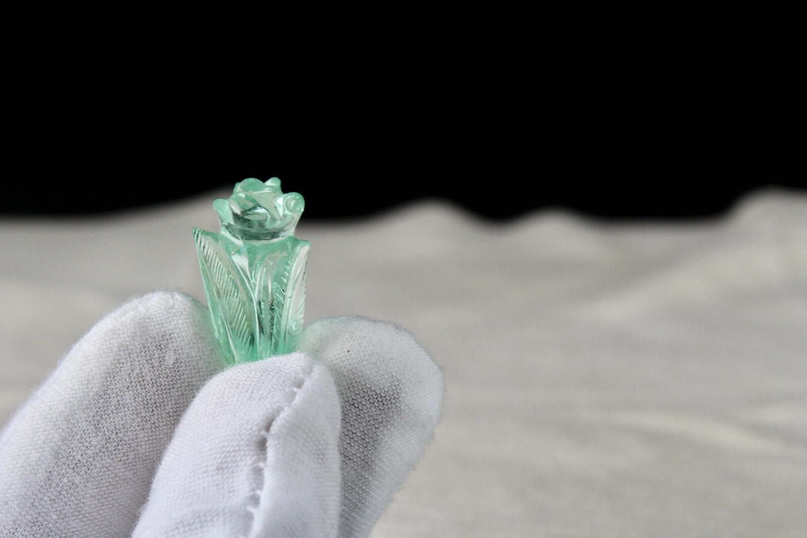 Certified Natural Colombian Emerald Carved Leaves 19.73 Ct Gemstone Pendant