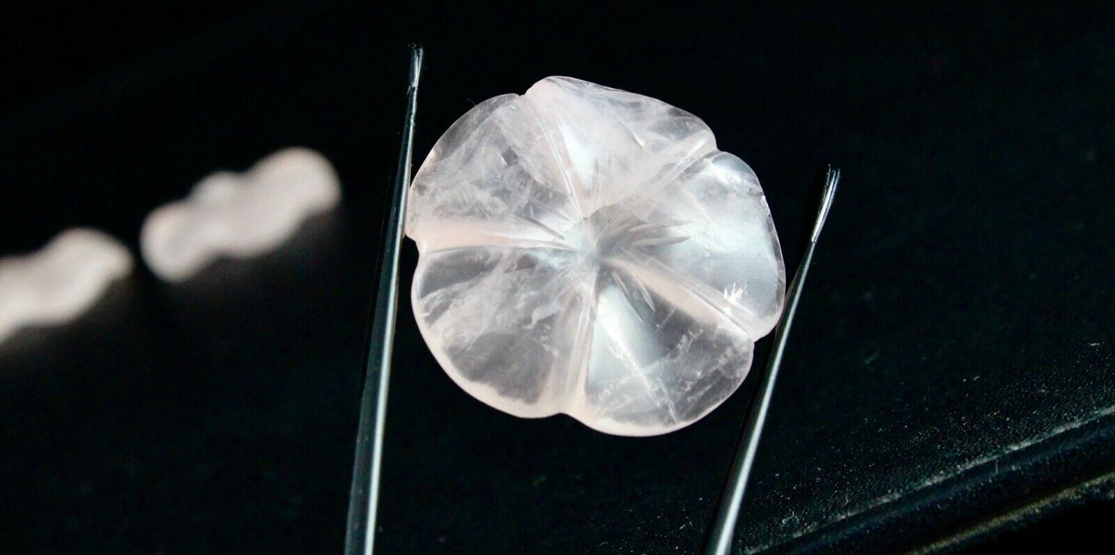 Natural Rose Quartz Carved Flower 15 Pcs 287 Carats Fine Gemstone Set Designing