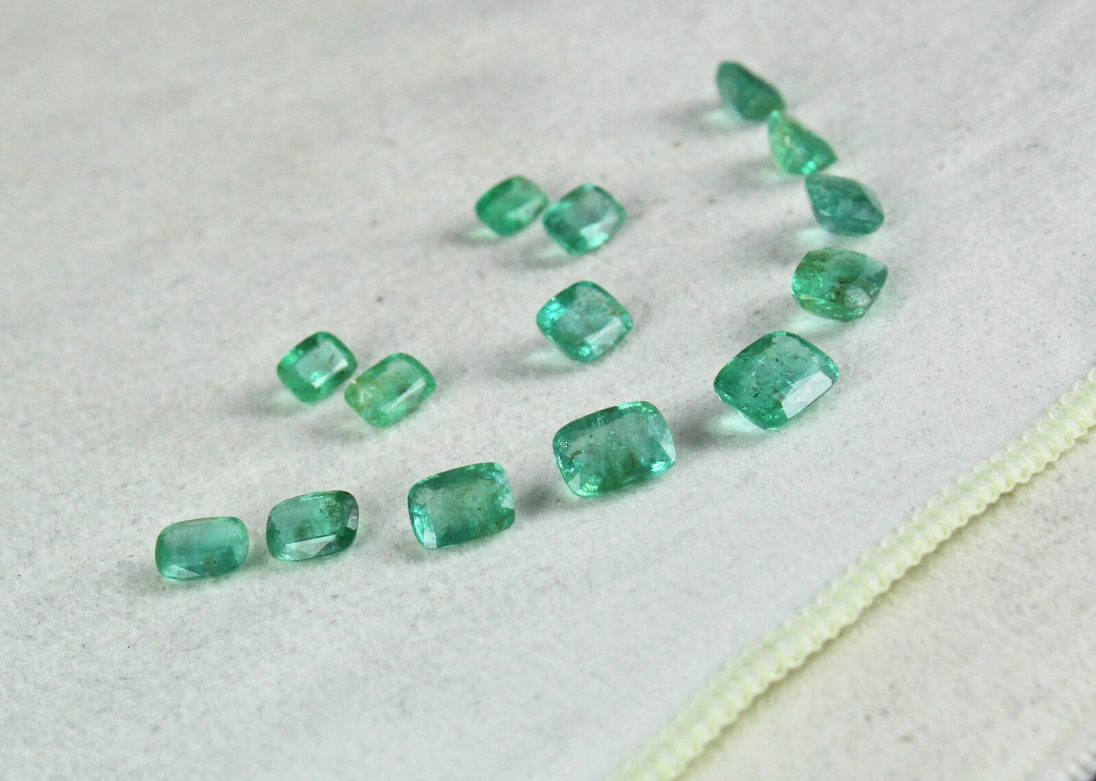 Certified Natural Emerald Cushion Cut 14 Pc 13.13 Ct Loose Gem Design Set