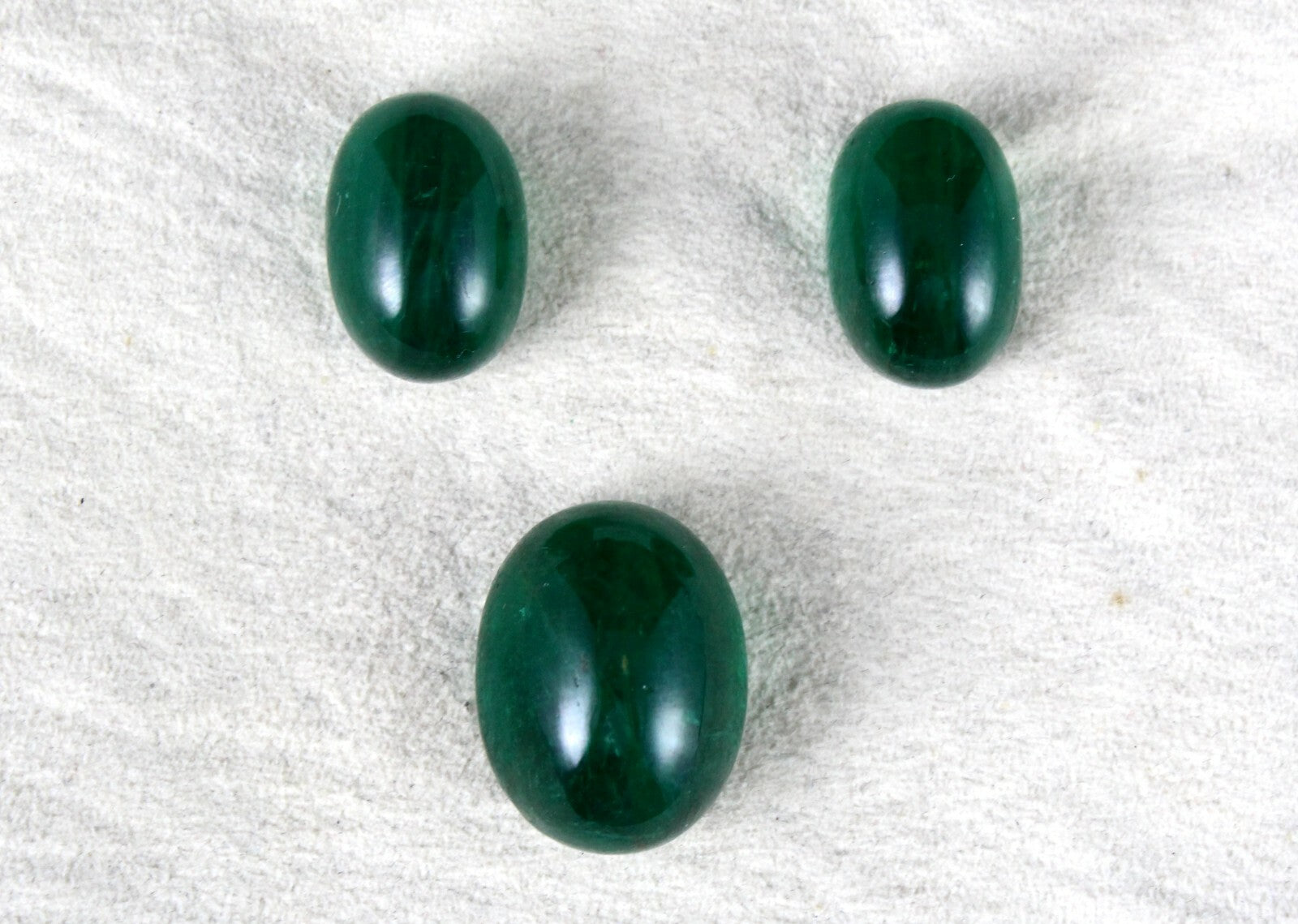 Certified Natural Zambian Emerald 82.92 Ct Oval Cabochon Gemstone Set