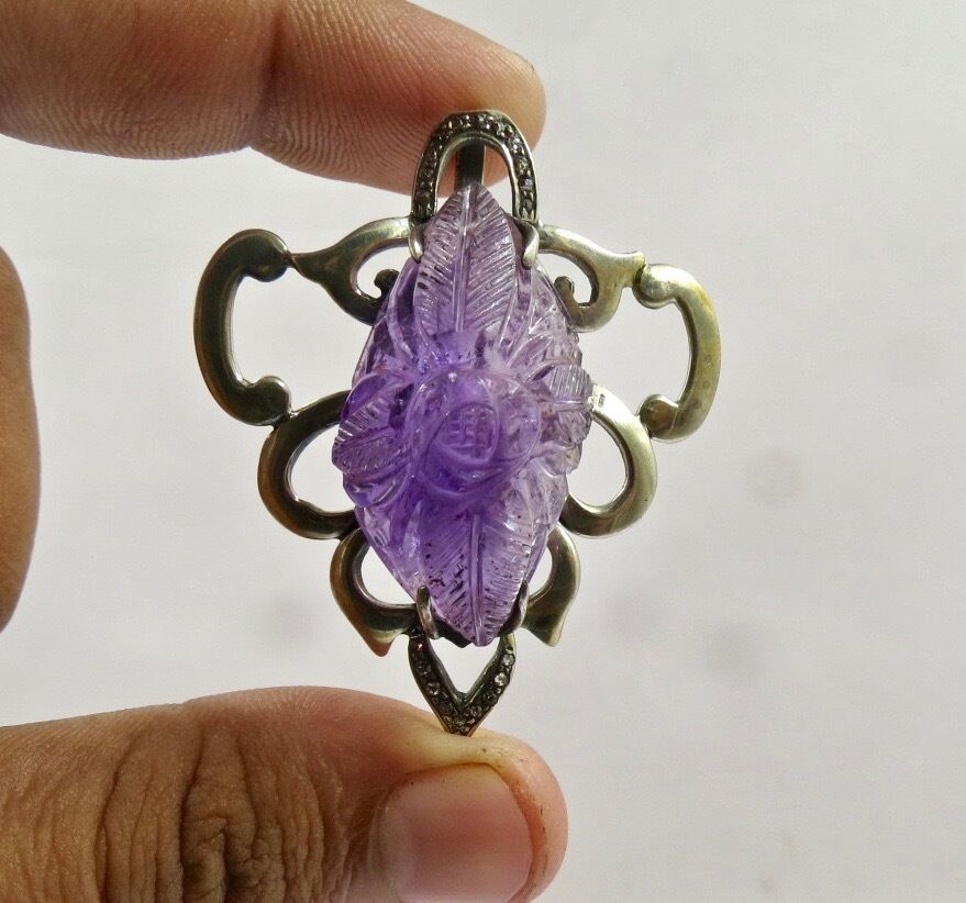 NATURAL PURPLE AMETHYST CARVED GEMSTONE DIAMOND STUDDED SILVER PENDANT