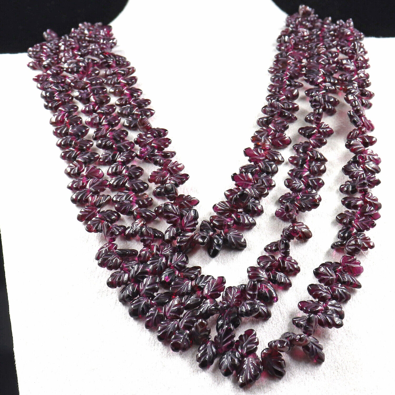 NATURAL RED GARNET BEADS CARVED LEAVES 3 LINE 820 CARATS GEMSTONE NECKLACE