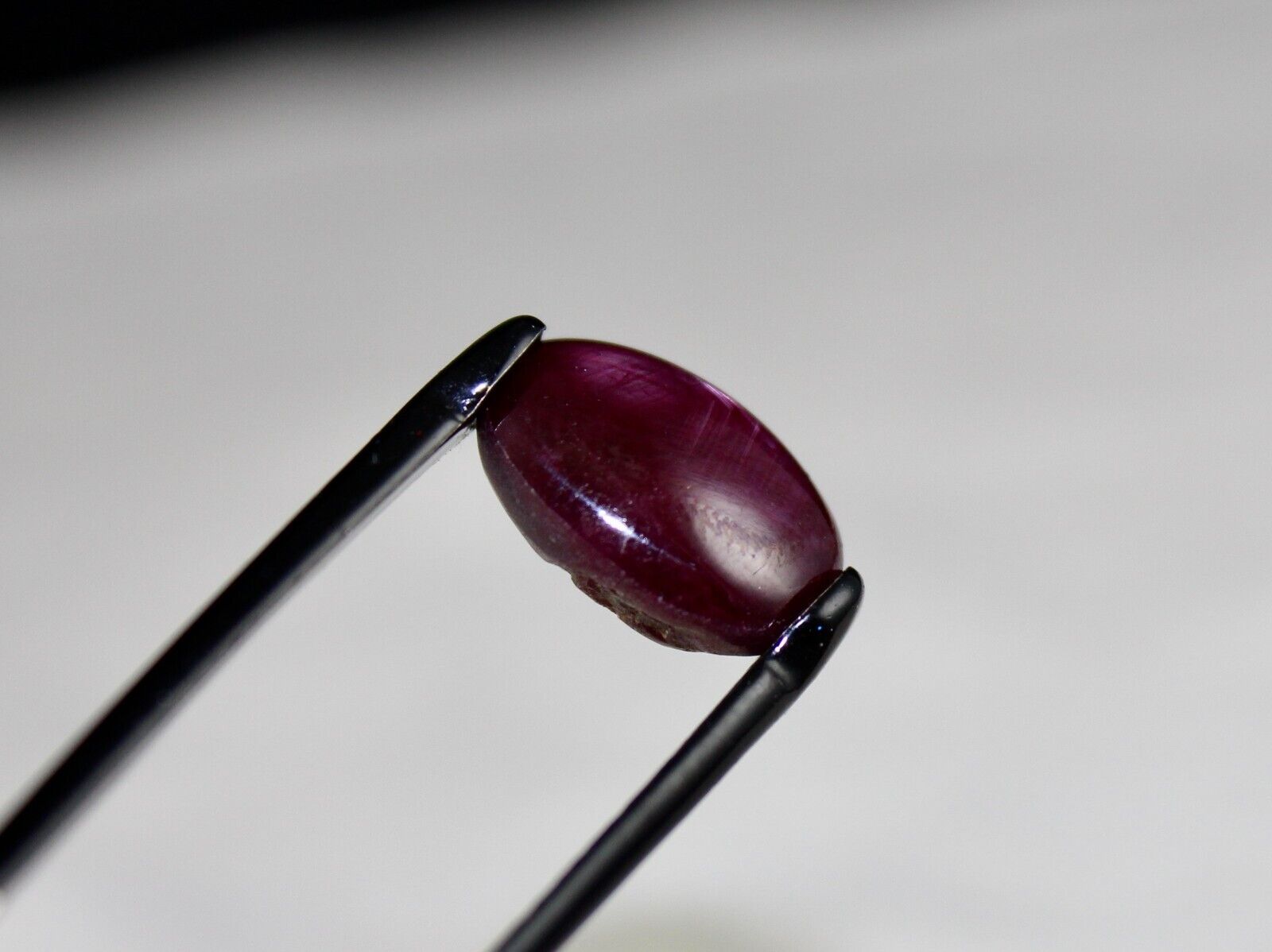 Natural 6 Line Ruby Star Oval Cabochon 14x10mm 8.53 Ct Gemstone For Ring Pendant