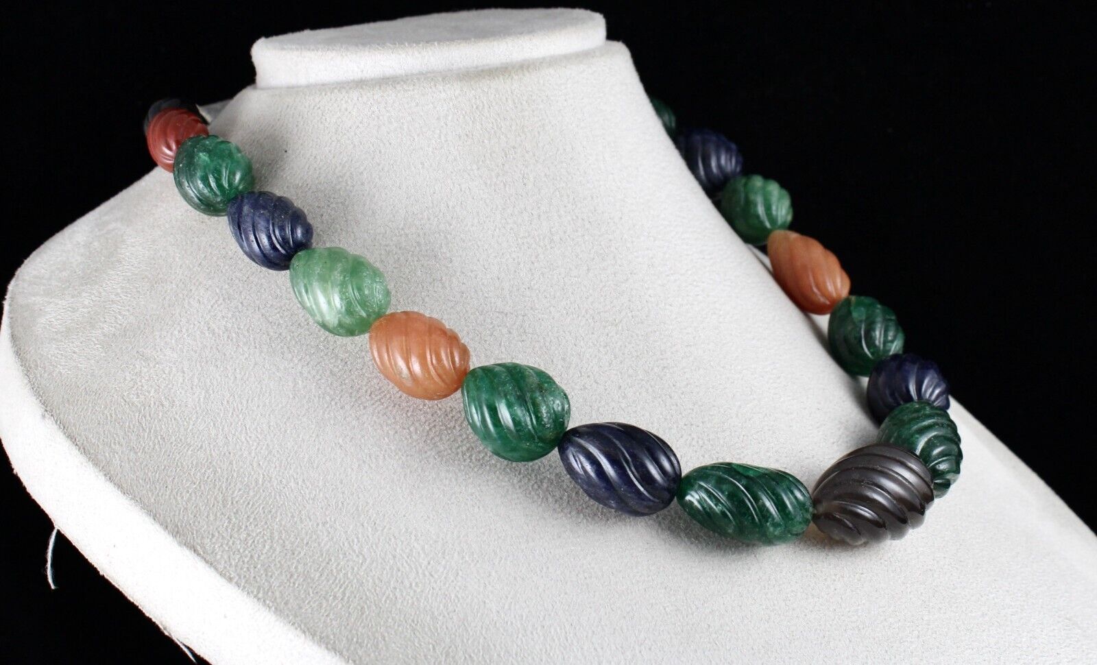 Natural Semi Precious Carved Melon Beads Necklace 942 Cts Gemstone Silver Clasp