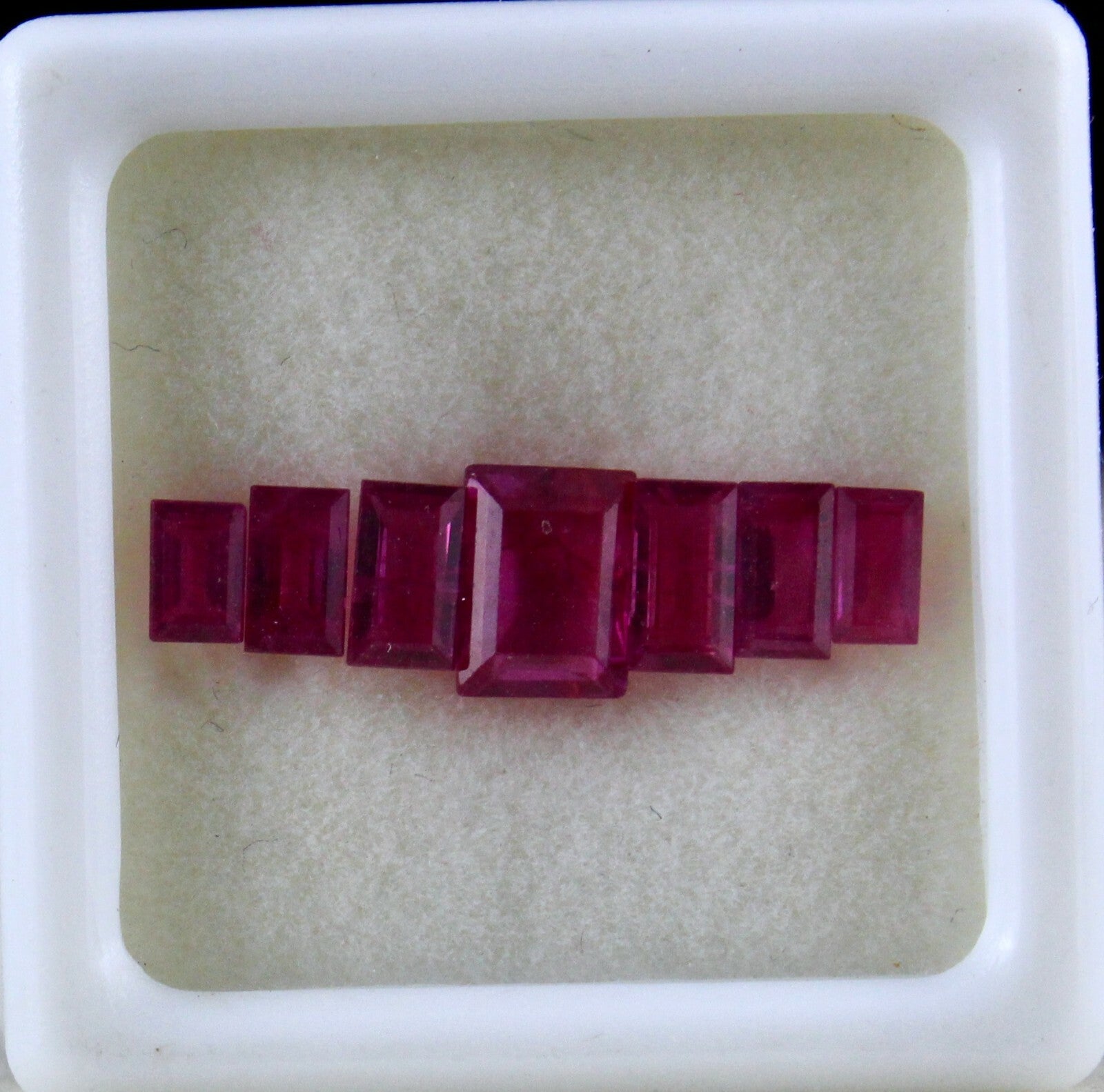 Certified Natural Ruby Baguette 2.96 Ct 7 Pcs Ring Pendant Design