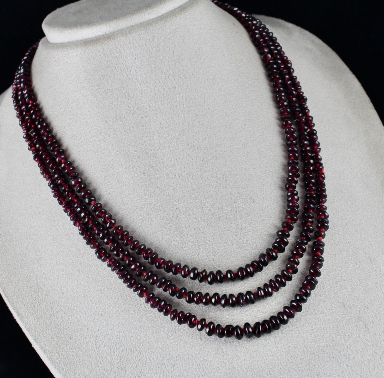 Natural Garnet Beads 430ct Button Semi Precious Gemstone Necklace