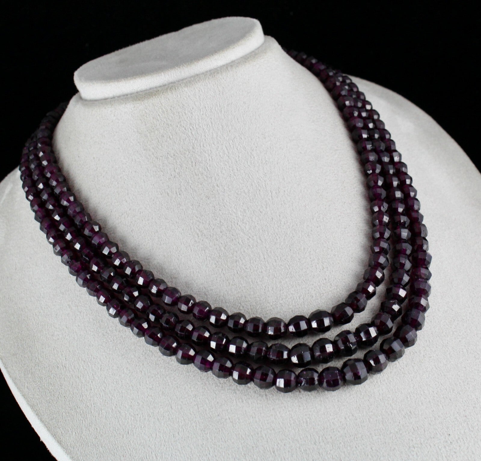 Natural Garnet Round Faceted Beads 867ct Gemstone Ladies Necklace