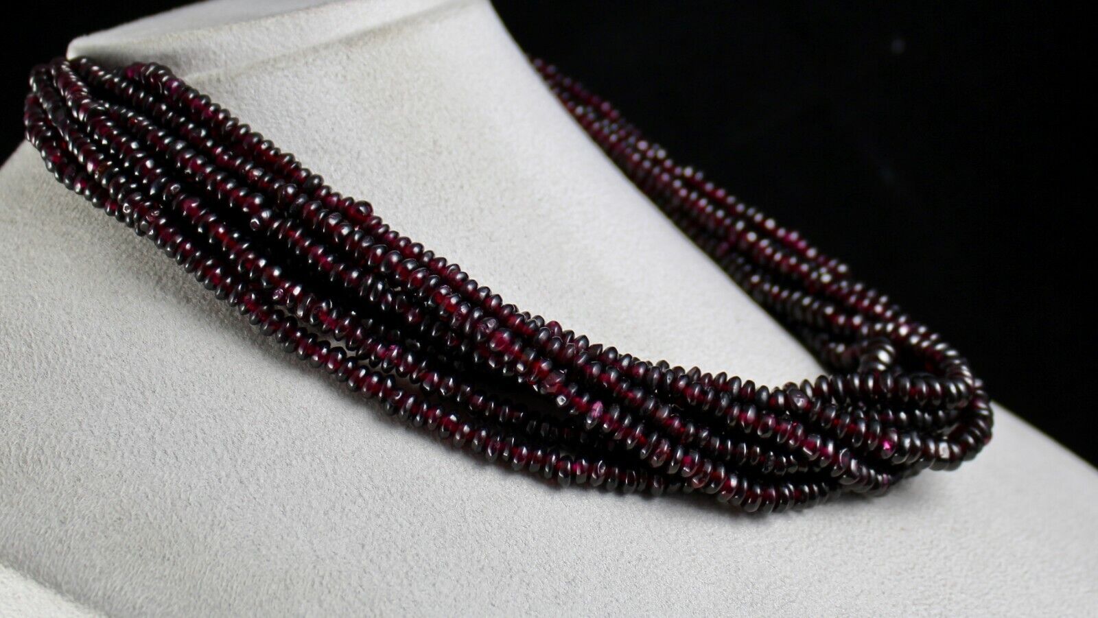 NATURAL GARNET BEADS BUTTON 8 LINE 1288 CARATS SEMI PRECIOUS GEMSTONE NECKLACE