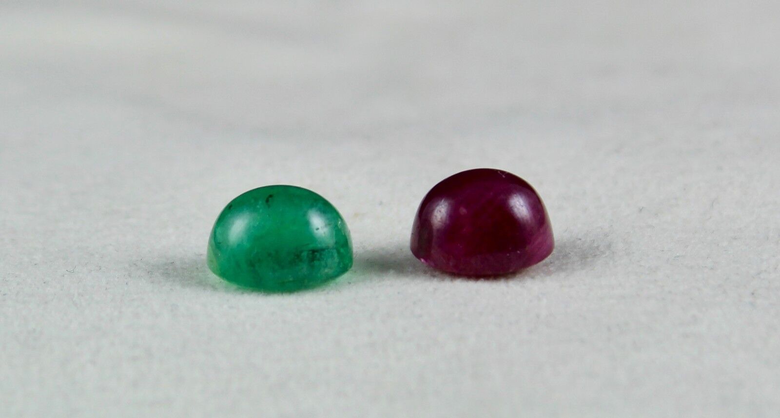 NATURAL RUBIES EMERALD CABOCHON OVAL 2 PIECES 14 CARATS GEMSTONE FOR DESIGNING