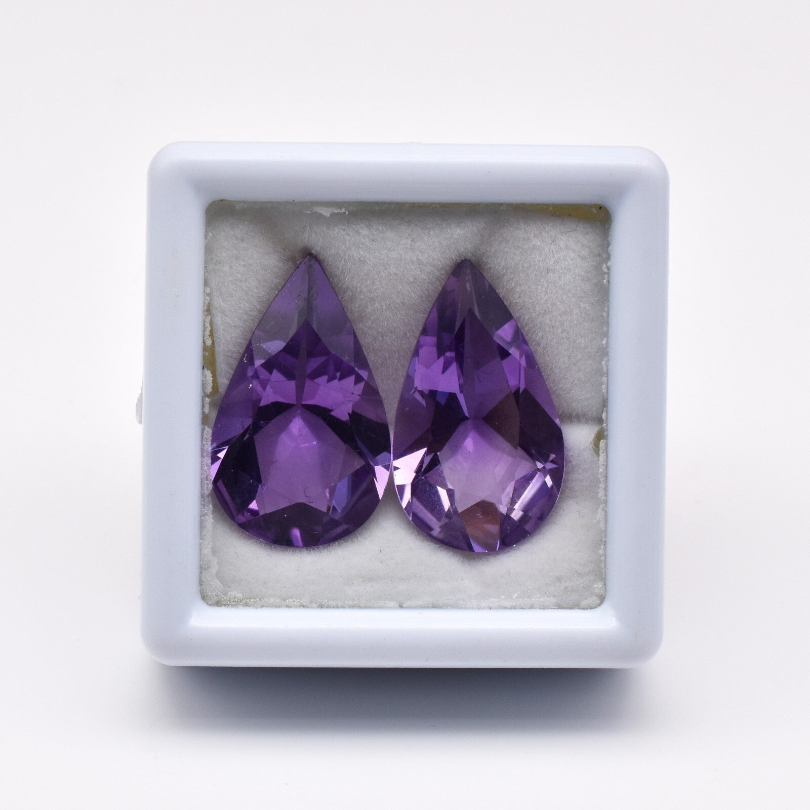 Natural Amethyst Pear Cut Loose Gemstone Pair 26.04ct For Designing Earrings