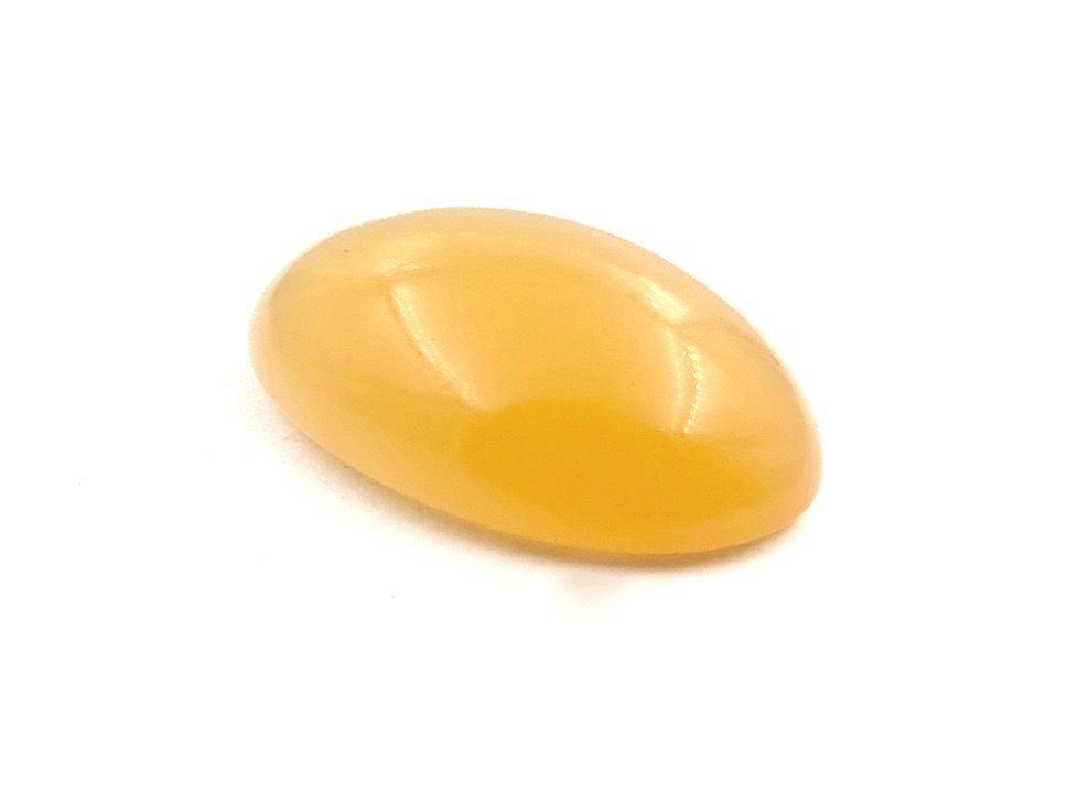 Natural Orange Moonstone 51 Ct Oval Cabochon Gemstone For Ring Pendant