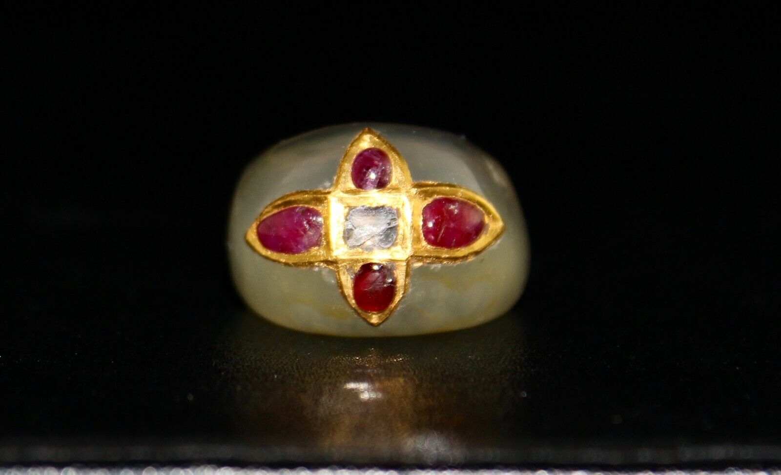 ANTIQUE YELLOW CHALCEDONY GEMSTONE RUBY DIAMOND 22K GOLD CLASSIC STONE RING