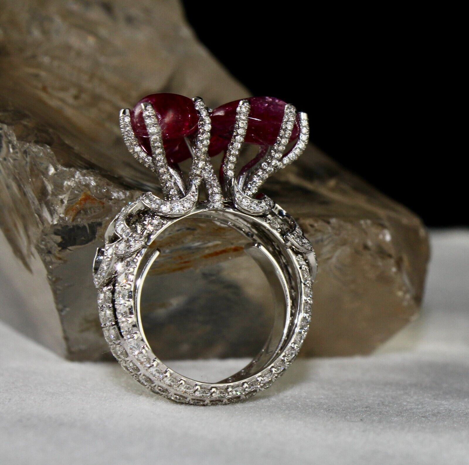 Certified Natural Burmese Ruby Cabochon Diamond 18k Gold Important Cocktail Ring