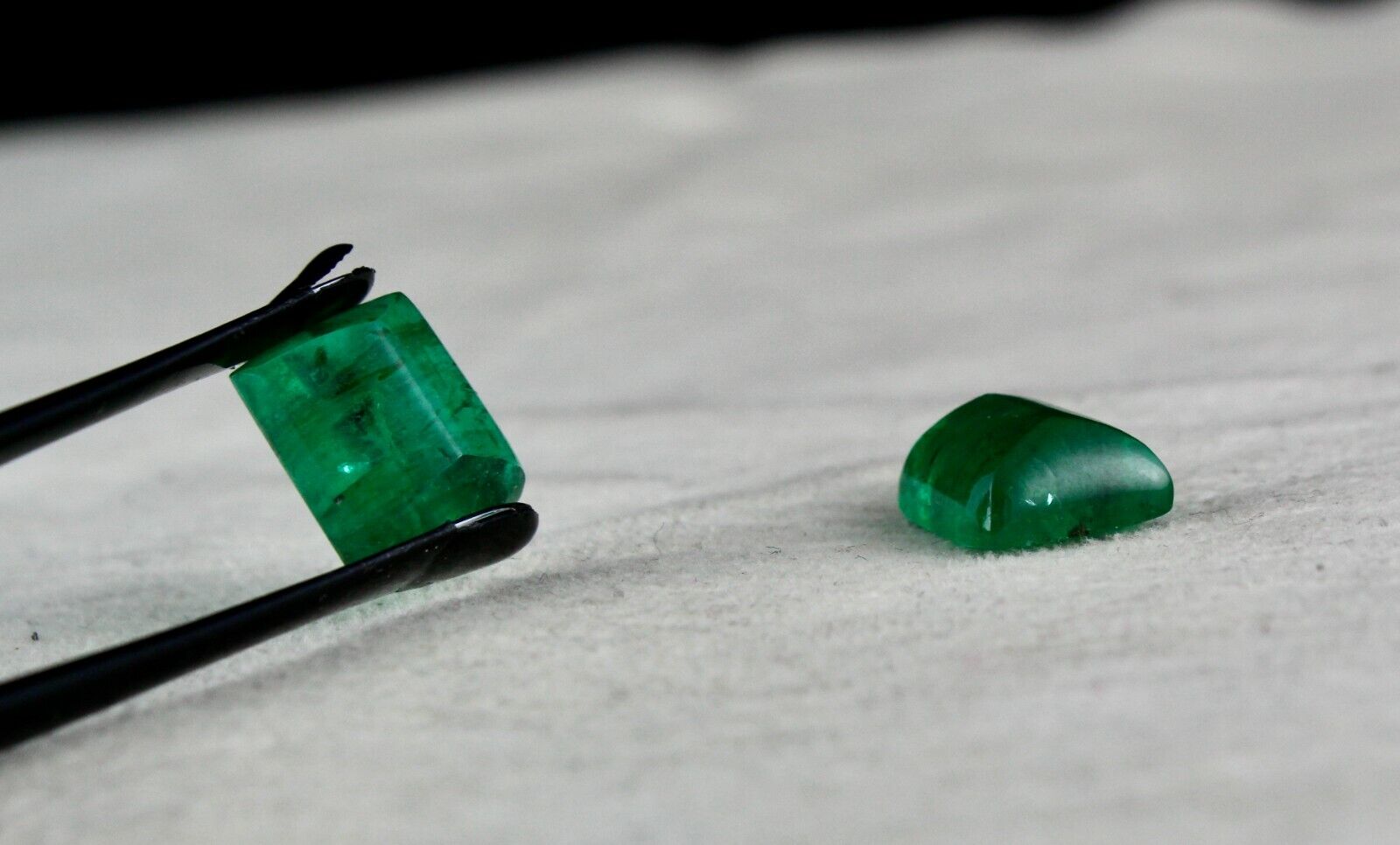 GTL CERTIFIED NATURAL ZAMBIA EMERALD CABOCHON 15.43 CARATS GEMSTONE PAIR EARRING
