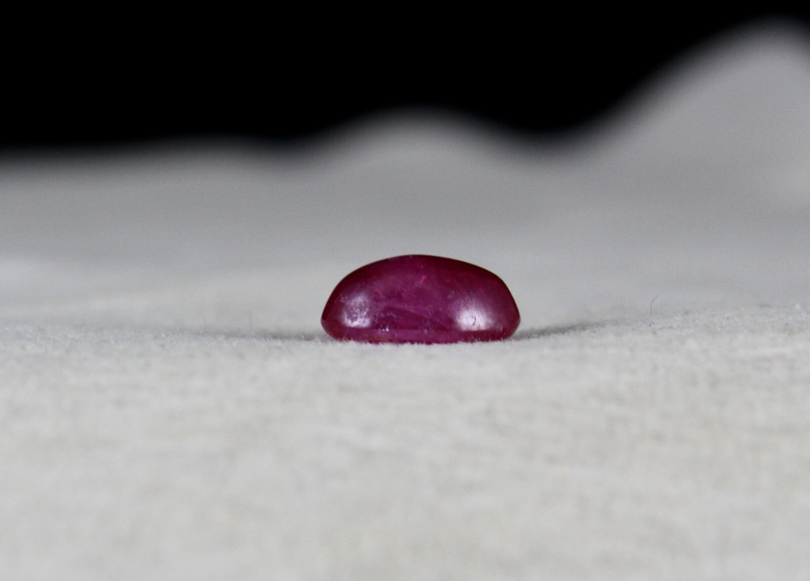 Certified Natural Burmese Ruby 3.95ct Oval Cabochon Gemstone For Ring/pendant