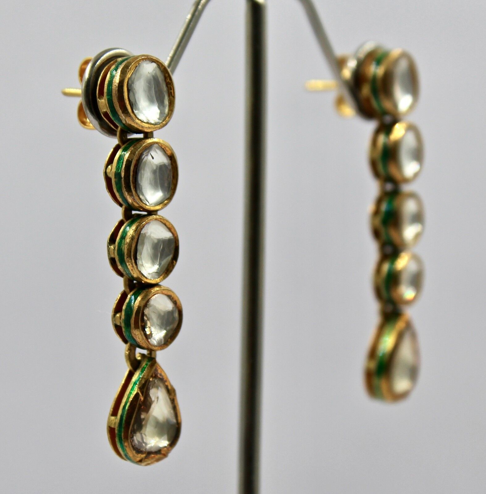 EXCLUSIVE BIG FLAT DIAMOND 22K GOLD JADAU KUNDAN MEENA LADIES DANGLE EARRING