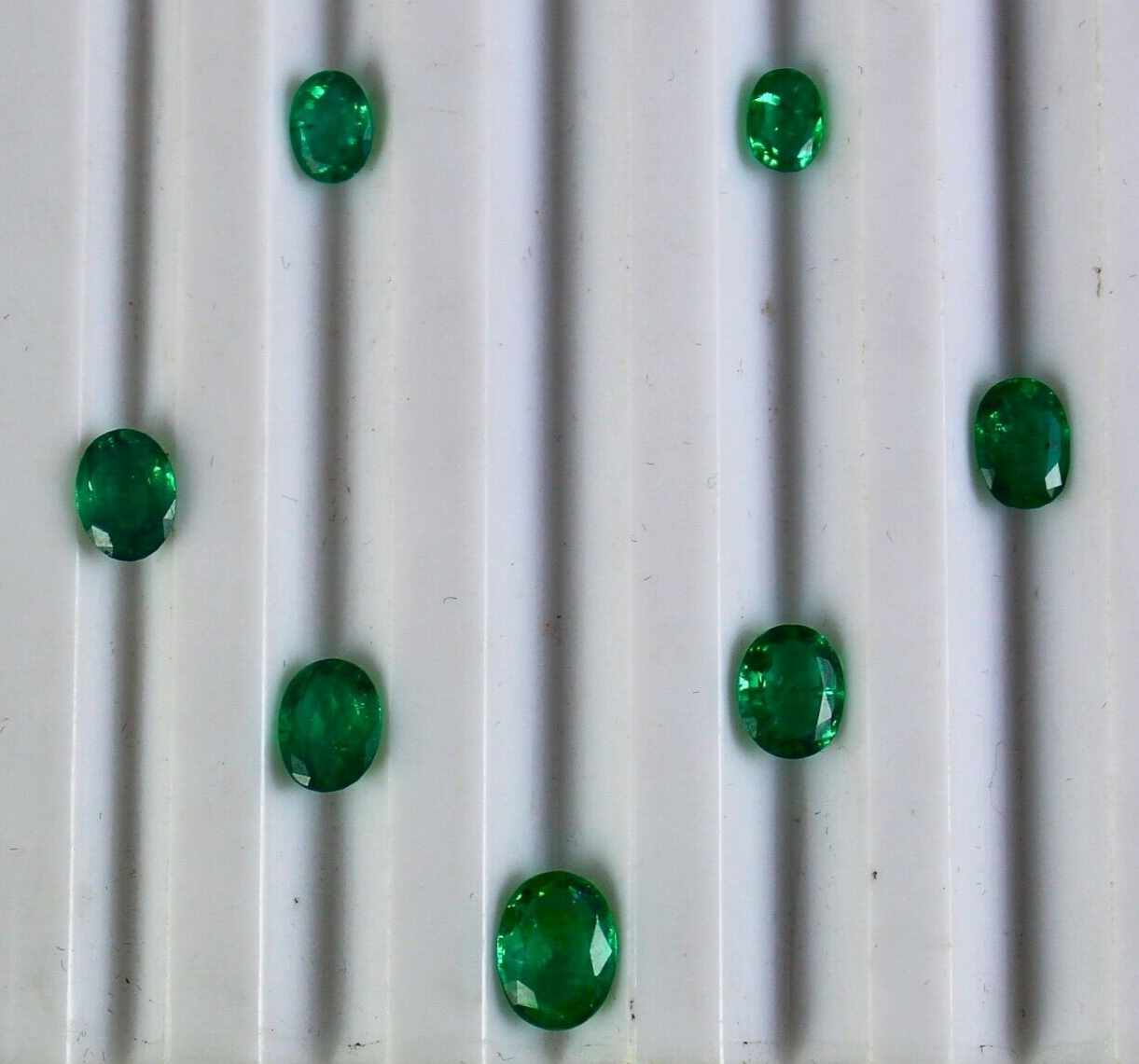 Certified Natural Emerald 7 Pc Set Oval Cut 5.05 Ct Loose Gemstone For Designing