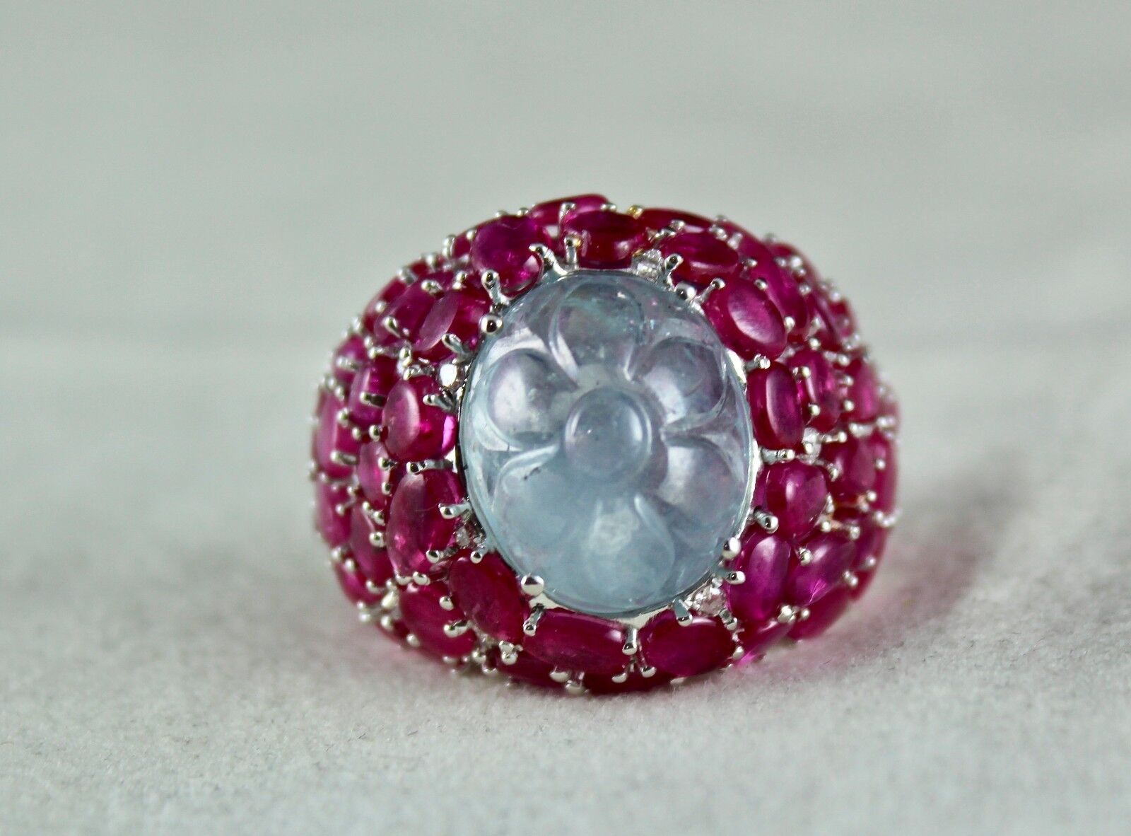 Natural Blue Sapphire Carved Rubies Cabochon Diamond Studded 18k Gold Party Ring