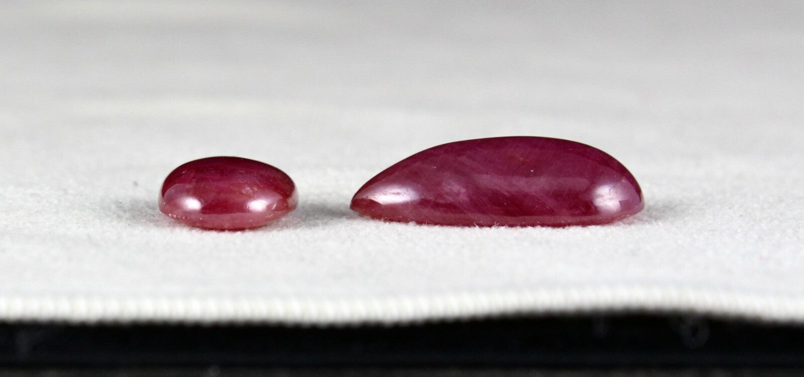 Natural Ruby Oval Pear 34.50 Ct Cabochon Untreated Pendant Certified