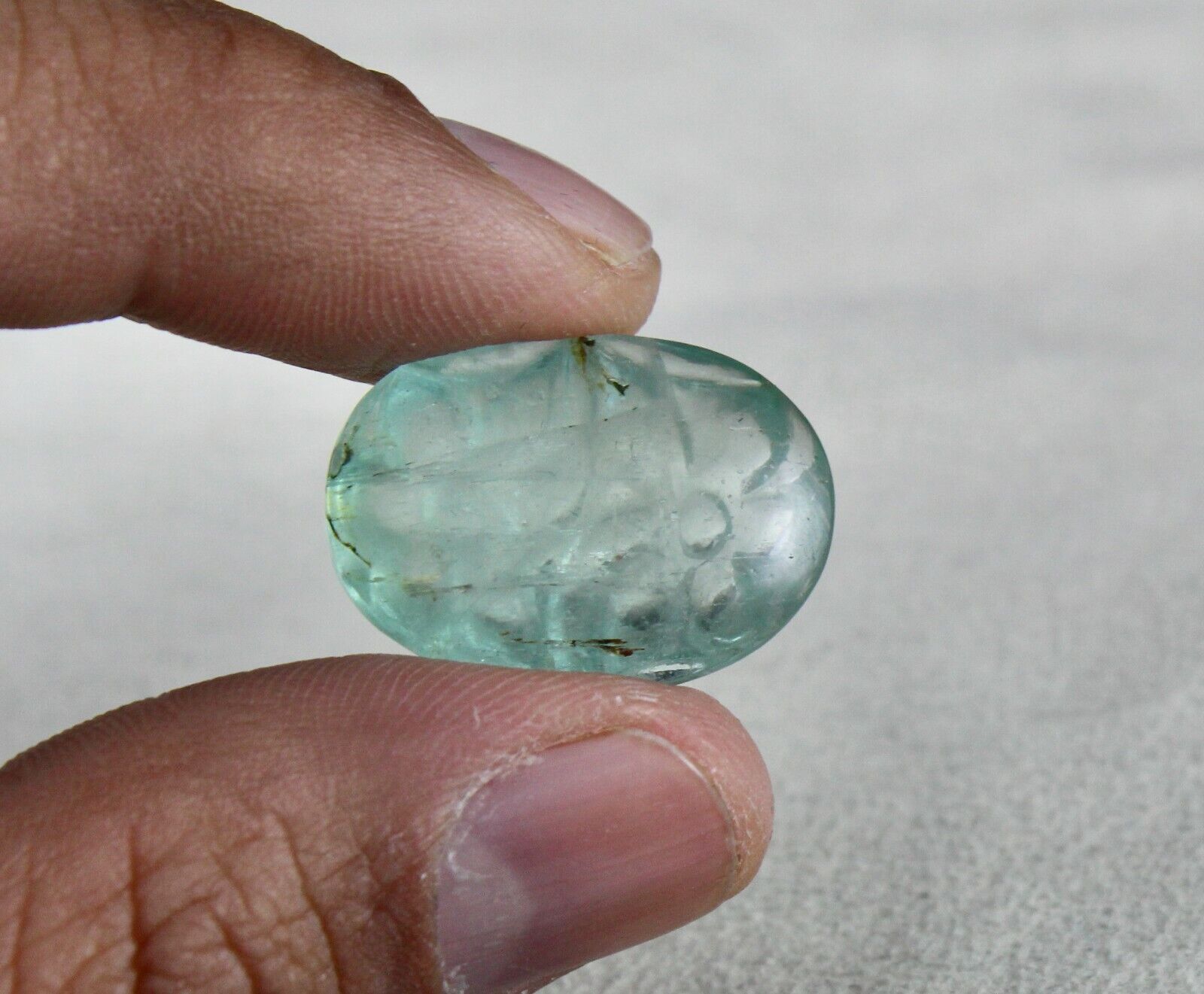 NATURAL BLUE AQUAMARINE CARVED OVAL 25.69 CTS GEMSTONE RING PENDANT DESIGNING