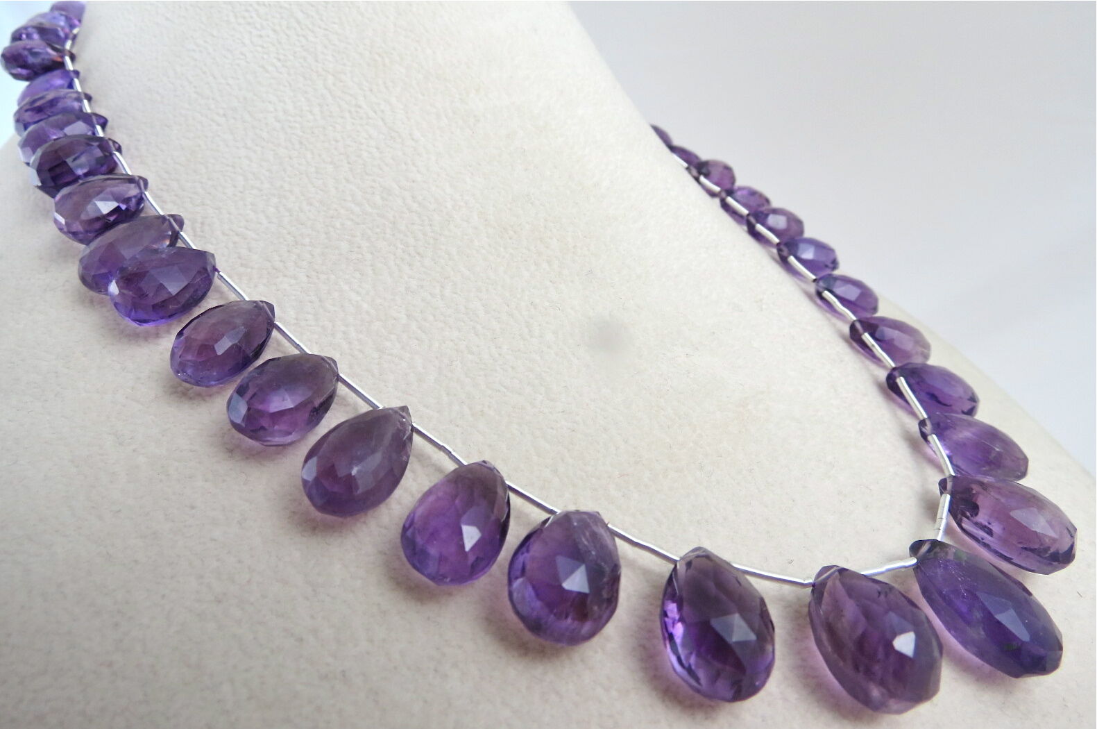 NATURAL BRAZILIAN AMETHYST BEADS TEAR DROPS 1 LINE 246 CARATS GEMSTONE NECKLACE