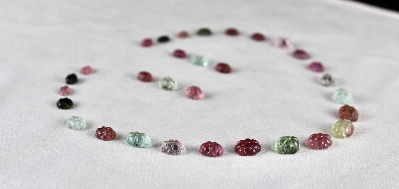 NATURAL MULTI TOURMALINE CARVED FLOWER 31 PCS 71.50 CTS GEMSTONE NECKLACE SET