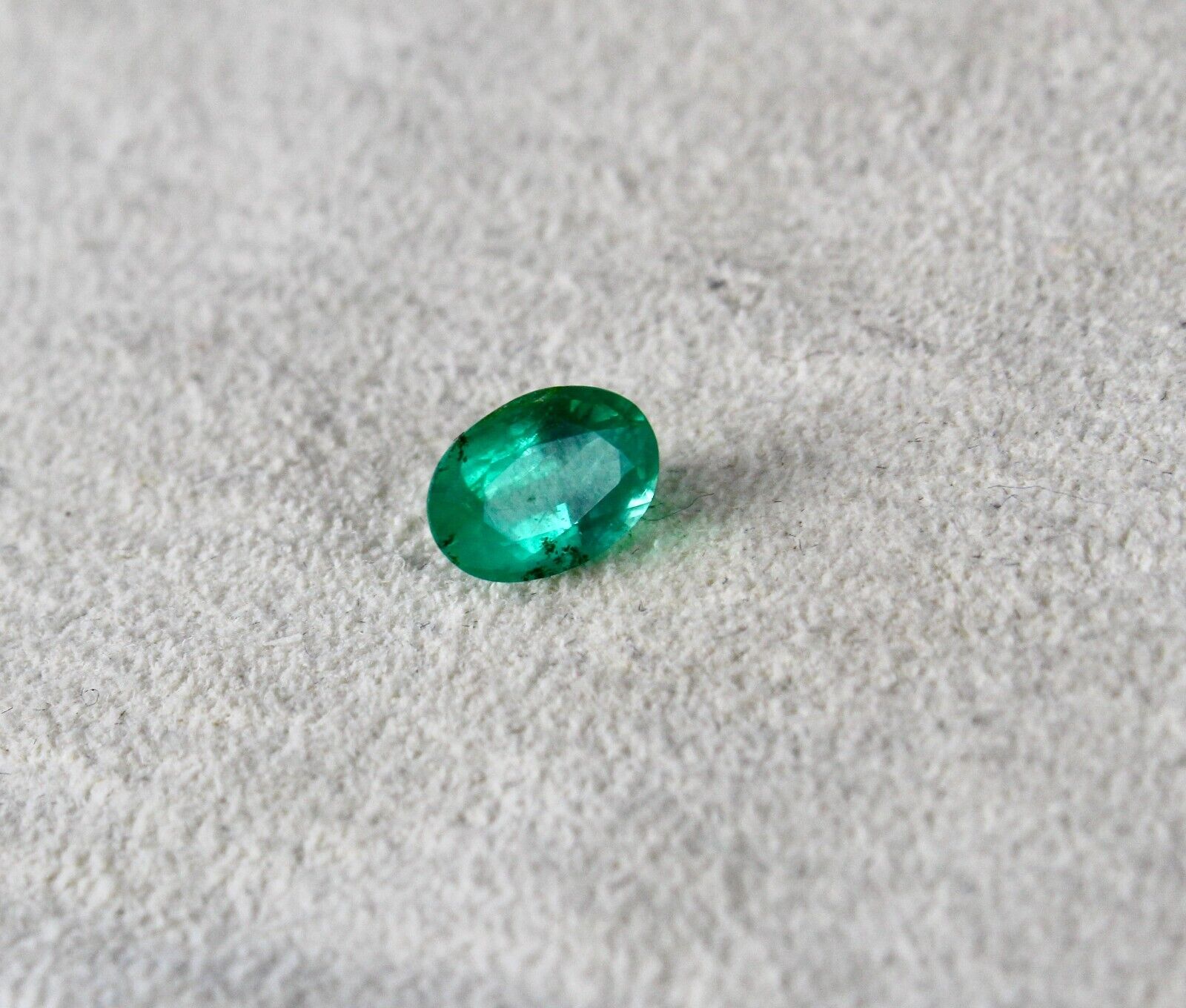 EARTH MINED NATURAL ZAMBIAN EMERALD OVAL CUT 1.12 CARATS GEMSTONE RING PENDANT