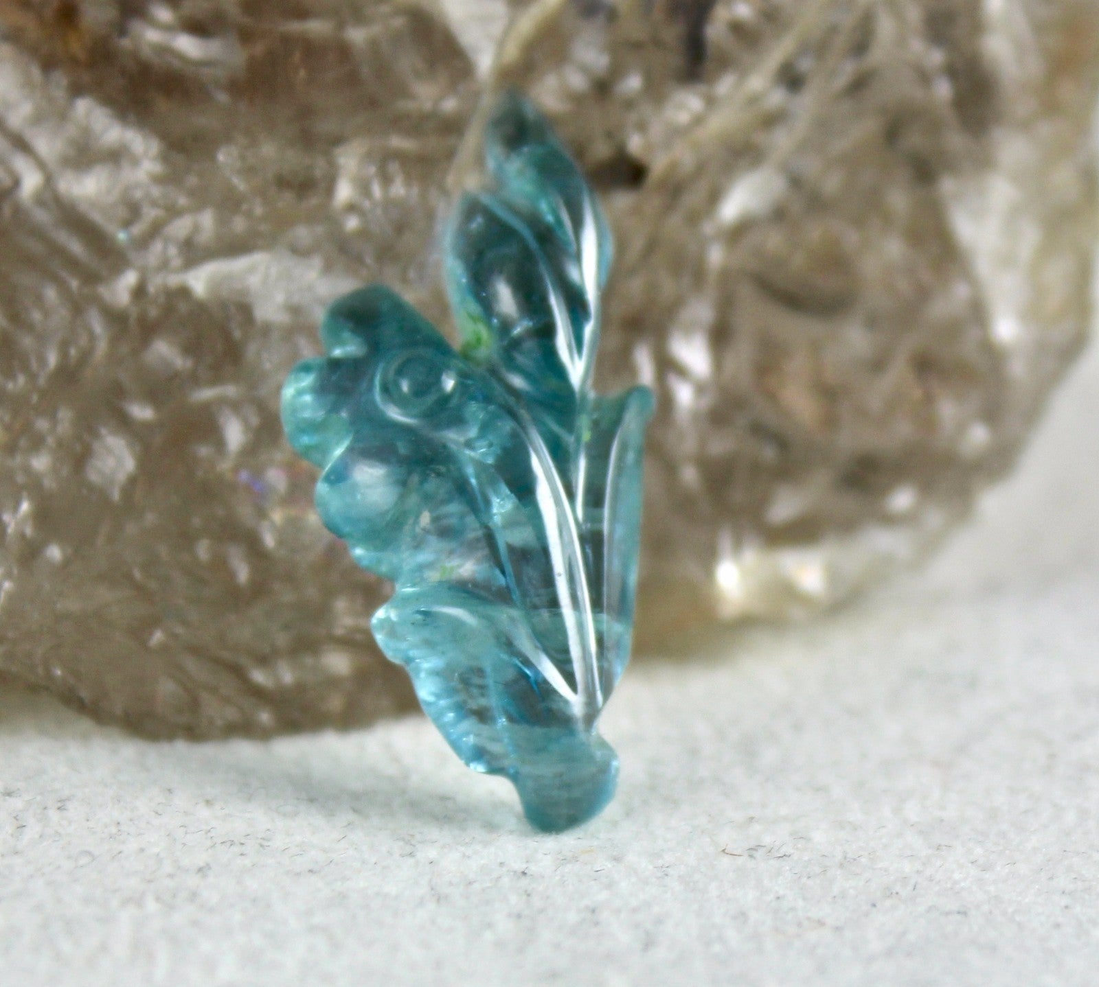 Certified Gtl Natural Blue Aquamarine 15.25 Ct Carved Leaf Gemstone Design