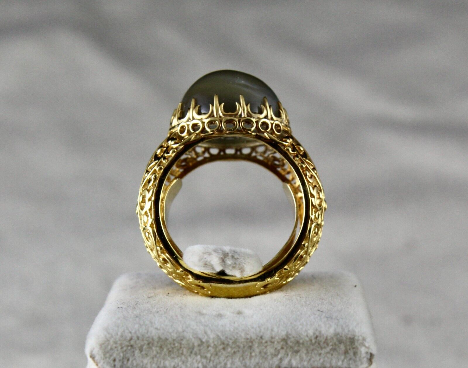 NATURAL MOONSTONE CABOCHON CARVED 925 STERLING SILVER FINE DESIGN GEMSTONE RING