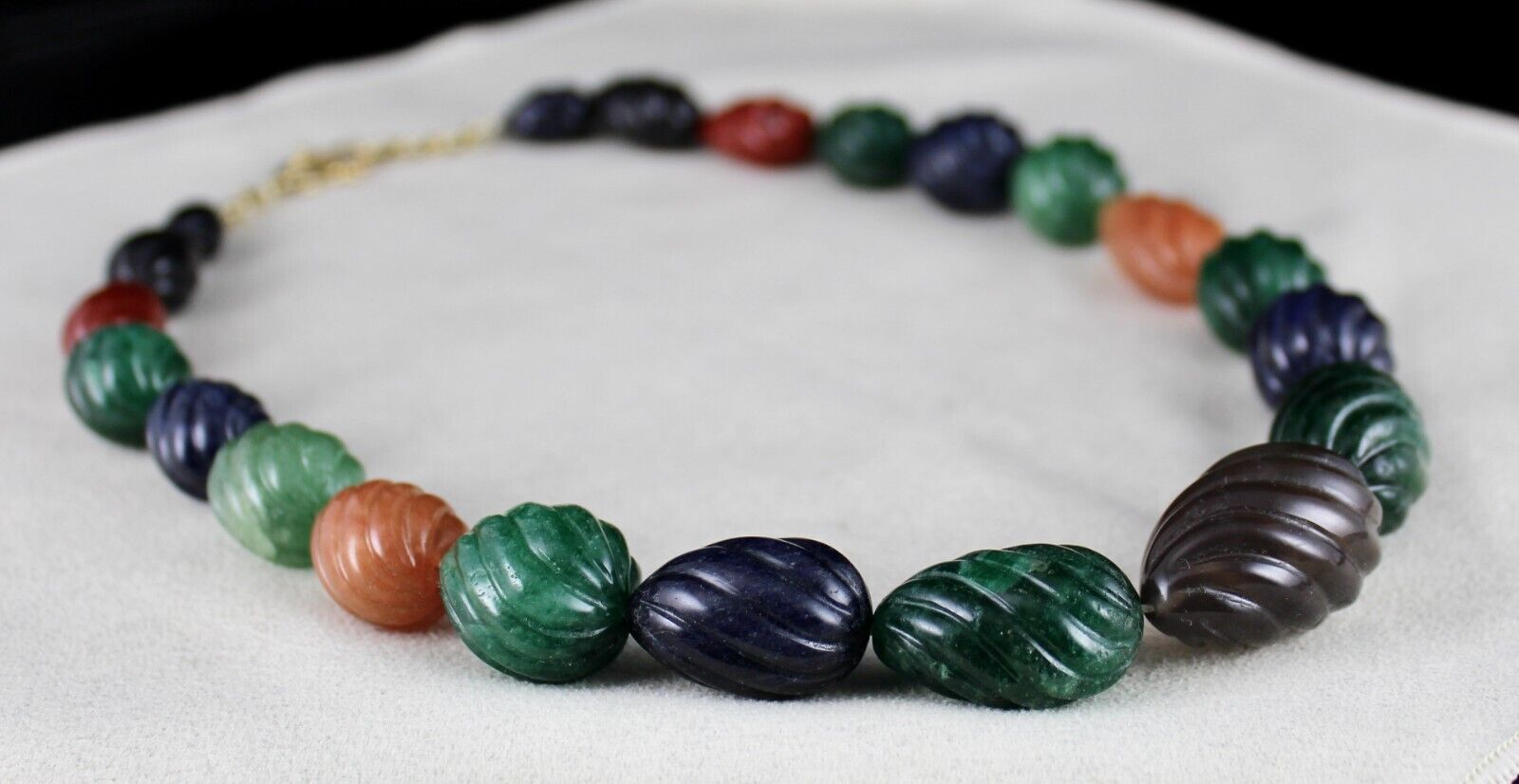 Natural Semi Precious Carved Melon Beads Necklace 942 Cts Gemstone Silver Clasp