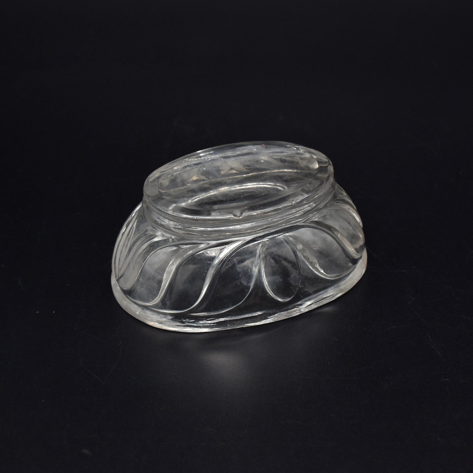 Antique Oval Carved 425 Ct Natural Rock Crystal Quartz Gemstone Bowl Decor