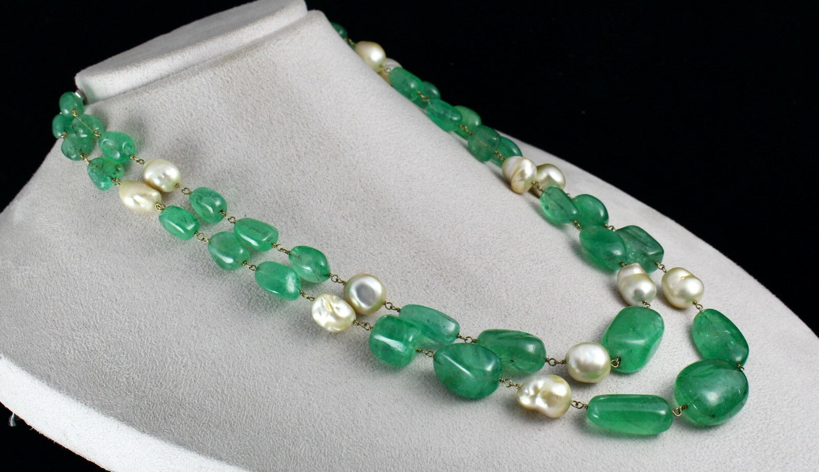 Certified Estate Aaa+ Natural Colombian Emerald 670 Ct Beads Necklace For Women