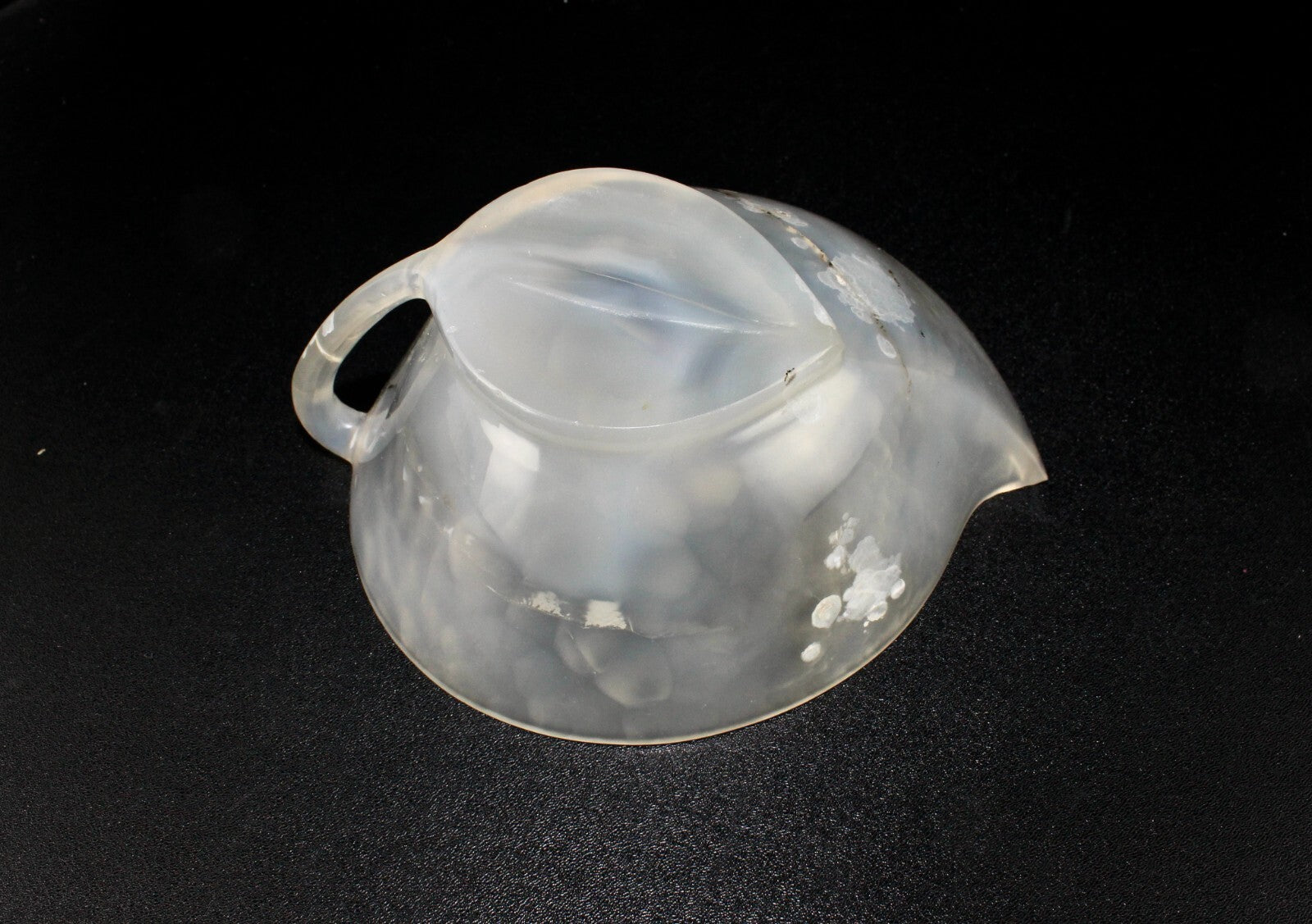 Certified Fine Crafted Natural Chalcedony 1438 Ct Designer Bowl Home Decor