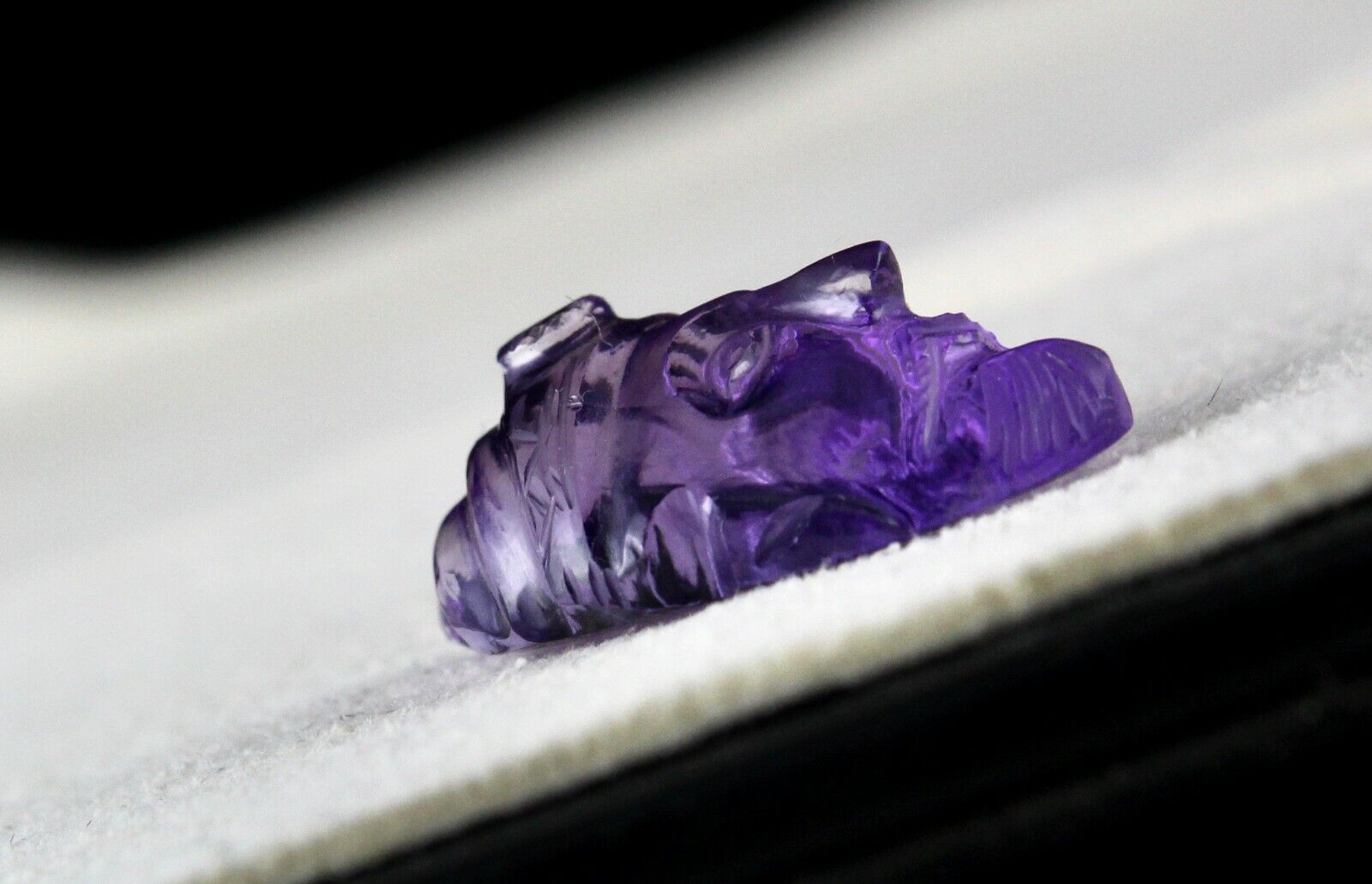 NATURAL AMETHYST CARVED FACE CABOCHON 15.32 CARATS GEMSTONE PENDANT DESIGNING